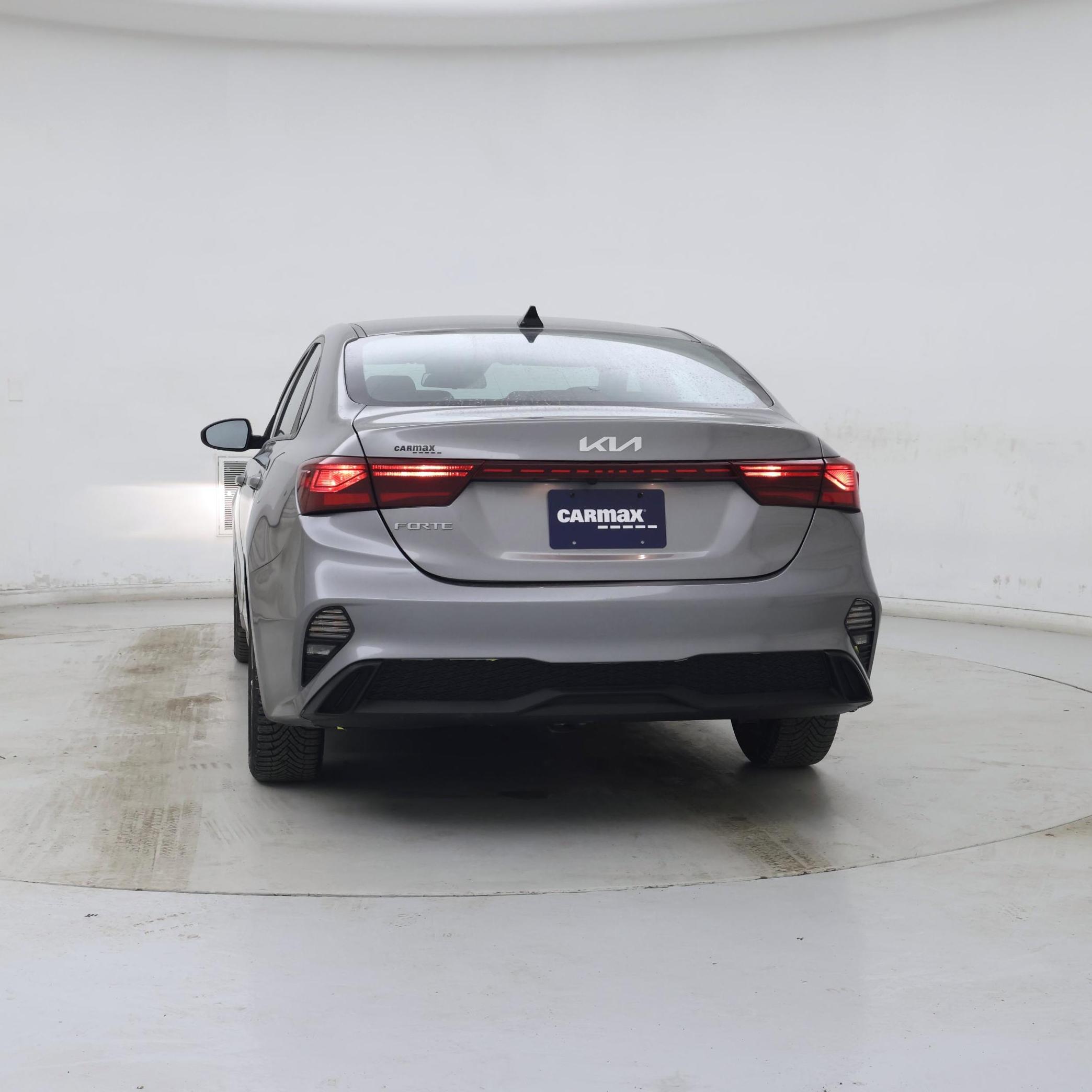 Thumbnail: 2023 Kia Forte - 6