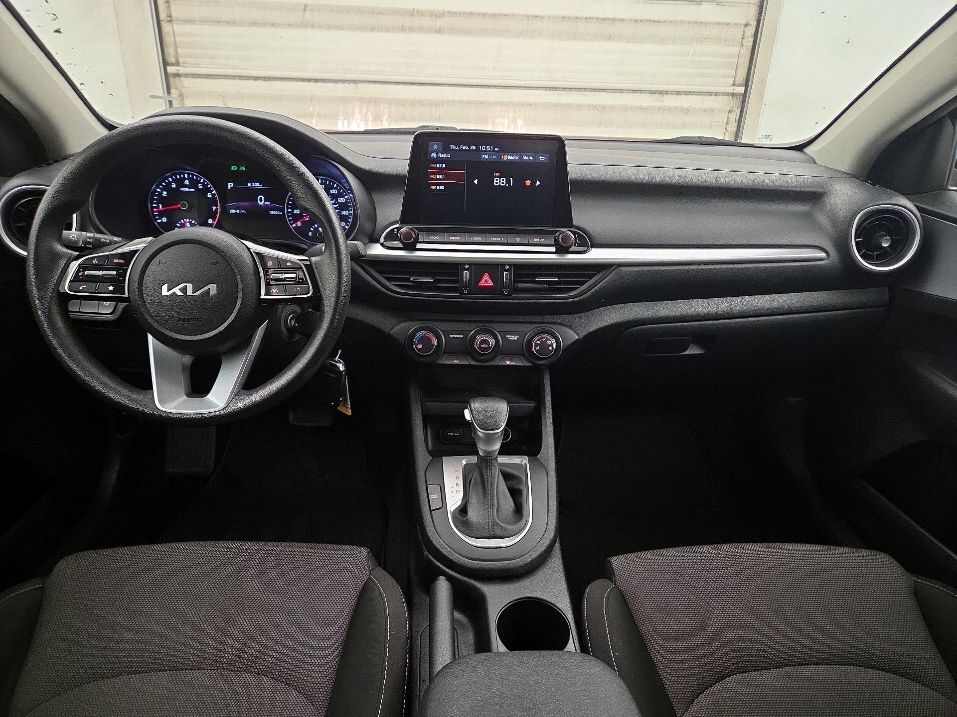 Thumbnail: 2023 Kia Forte - 9