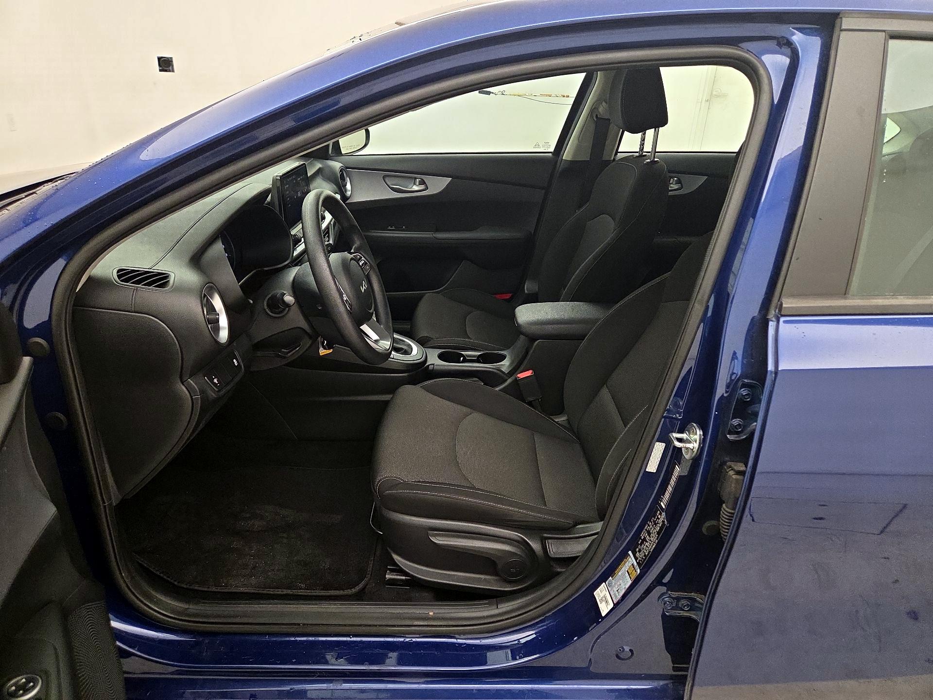 Thumbnail: 2023 Kia Forte - 11