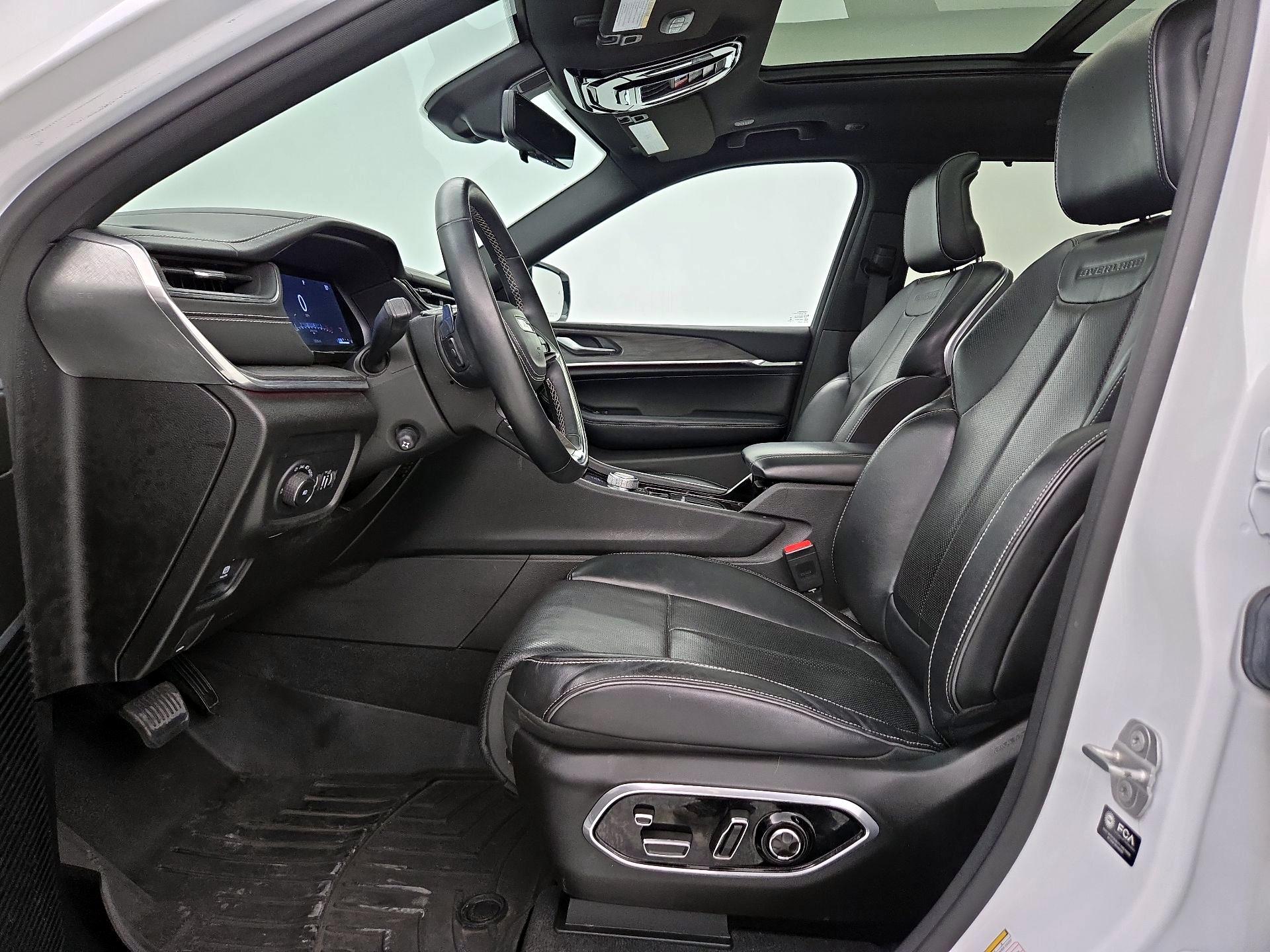 Thumbnail: 2021 Jeep Grand Cherokee L - 11