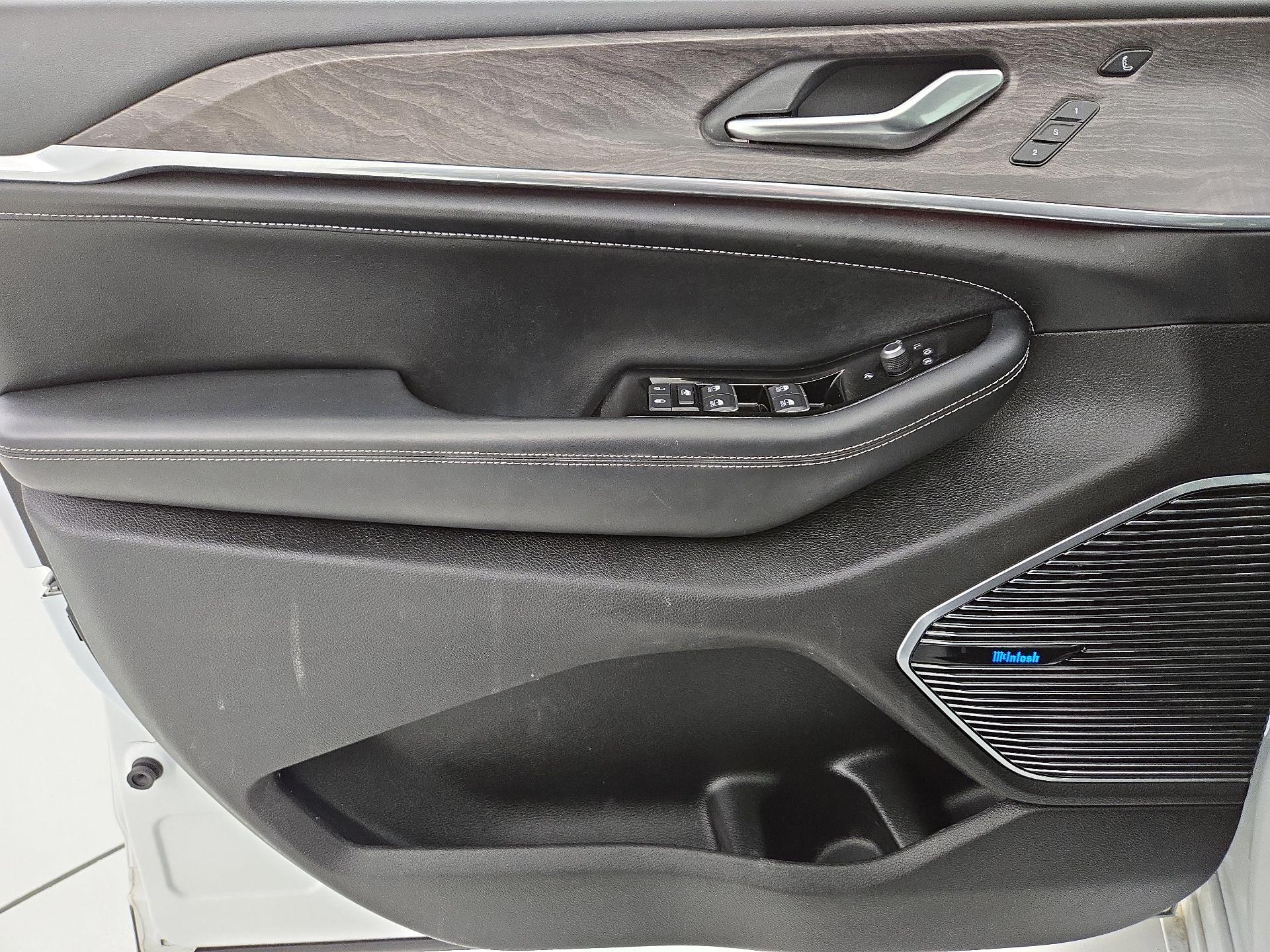 Thumbnail: 2021 Jeep Grand Cherokee L - 12