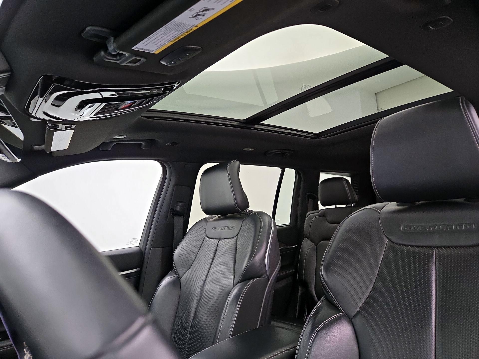 Thumbnail: 2021 Jeep Grand Cherokee L - 20