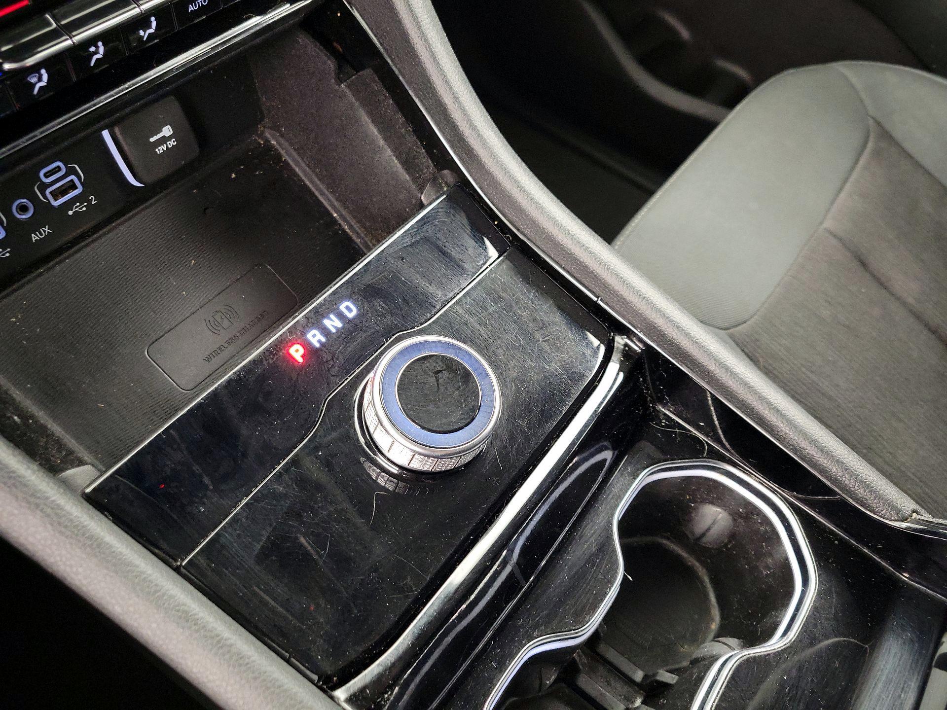 Thumbnail: 2022 Jeep Grand Cherokee - 17