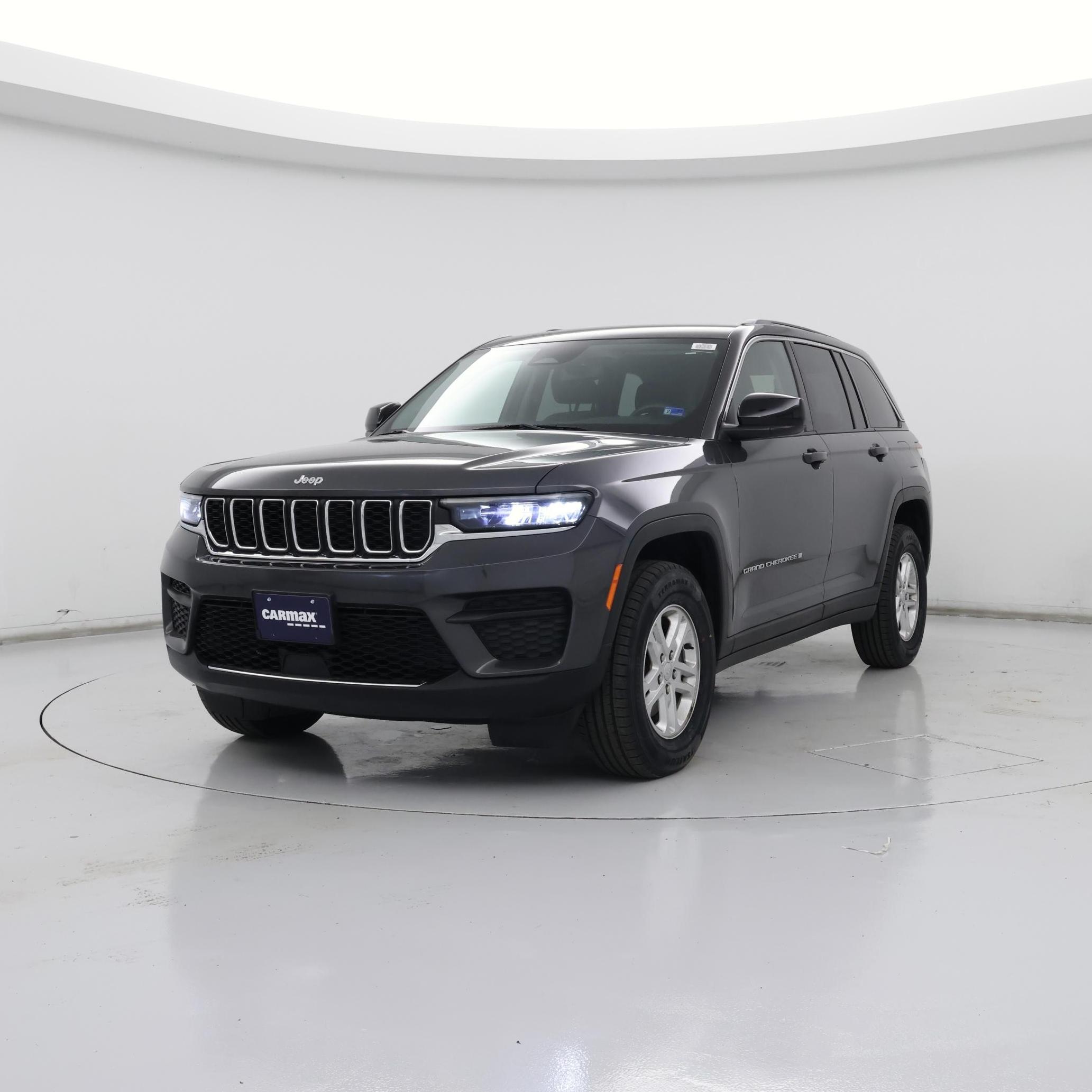 Thumbnail: 2022 Jeep Grand Cherokee - 4