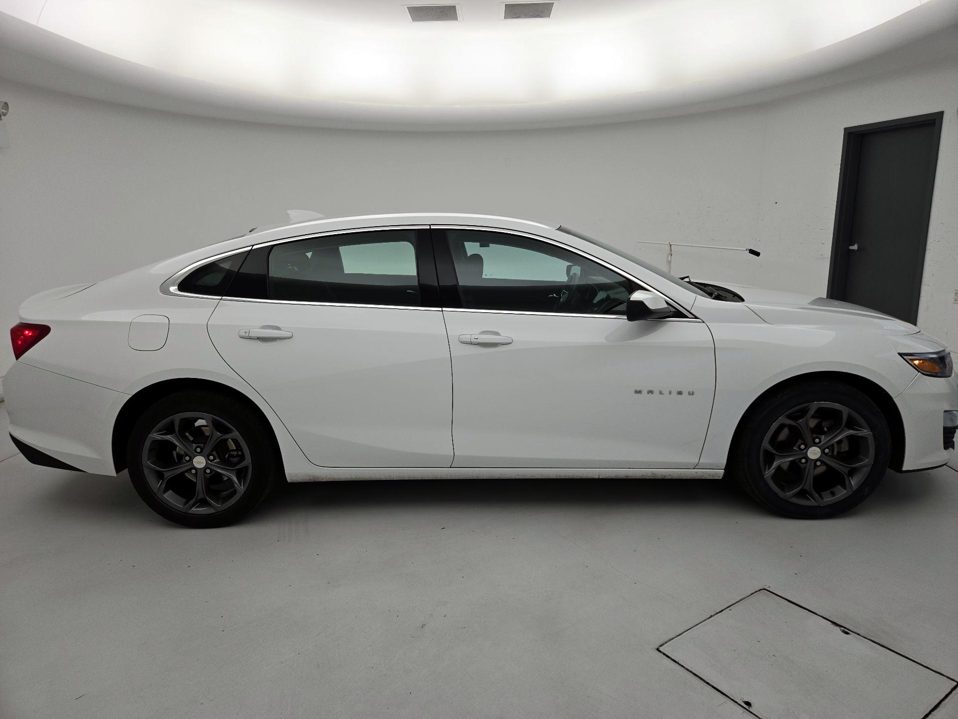 Thumbnail: 2024 Chevrolet Malibu - 4