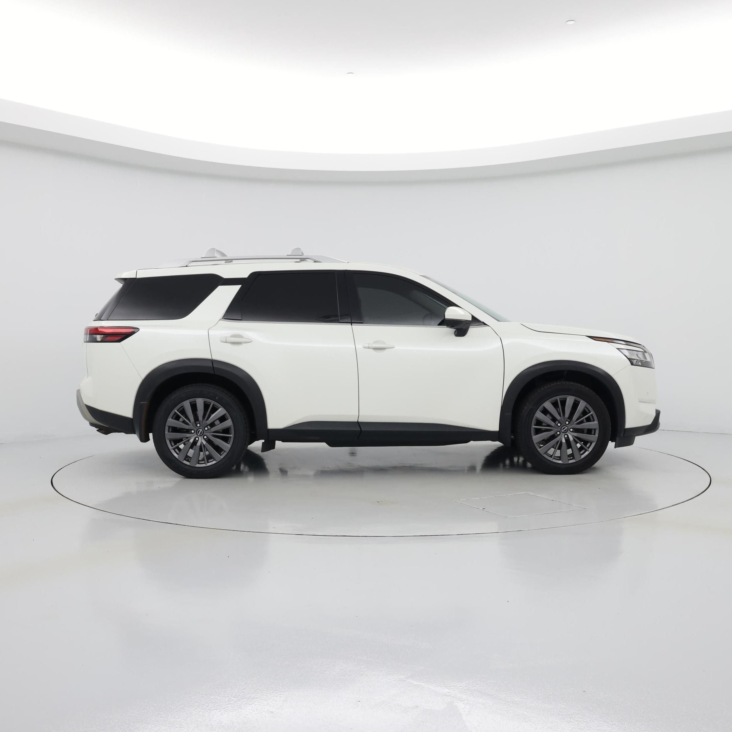 Thumbnail: 2022 Nissan Pathfinder - 7