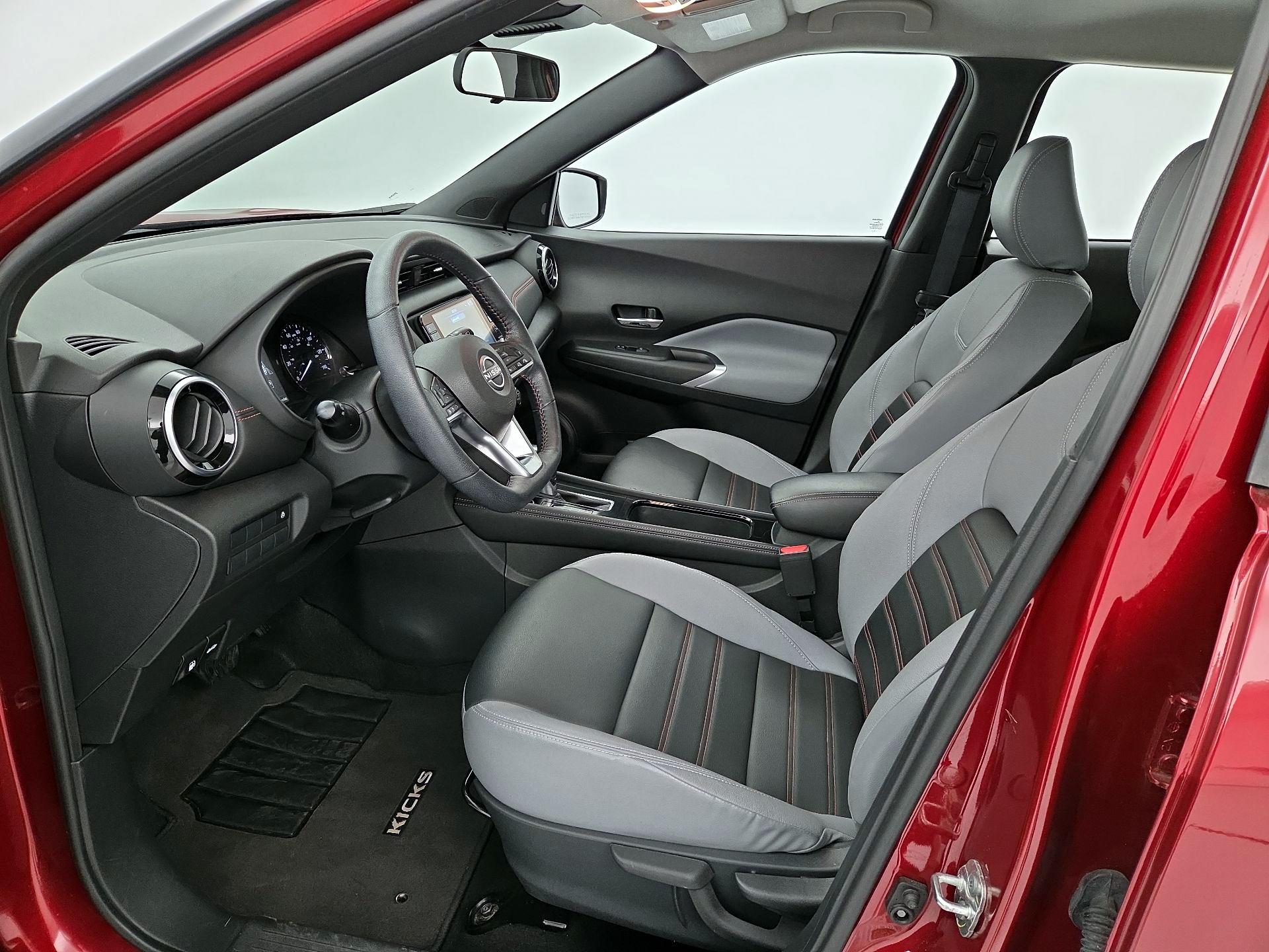 Thumbnail: 2023 Nissan Kicks - 11