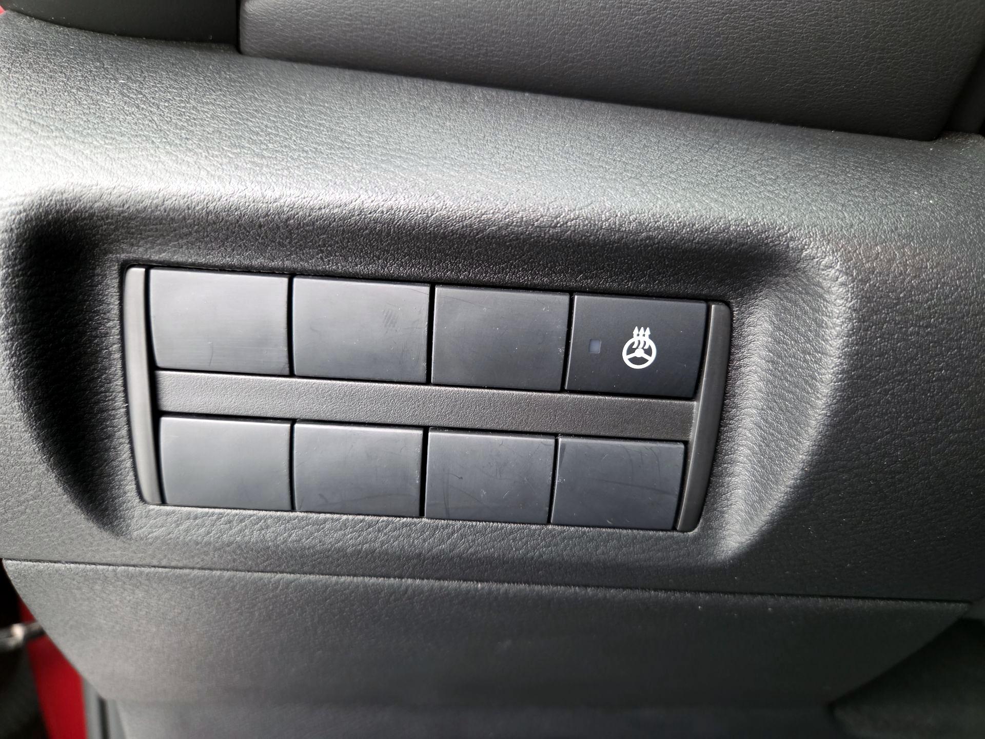 Thumbnail: 2023 Nissan Kicks - 13