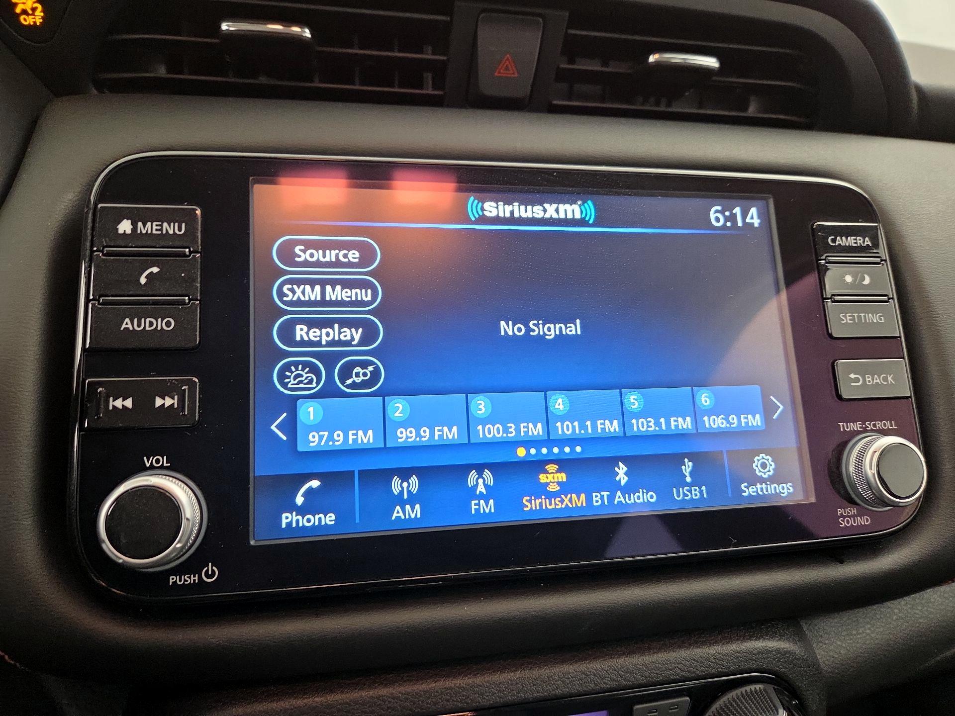 Thumbnail: 2023 Nissan Kicks - 15