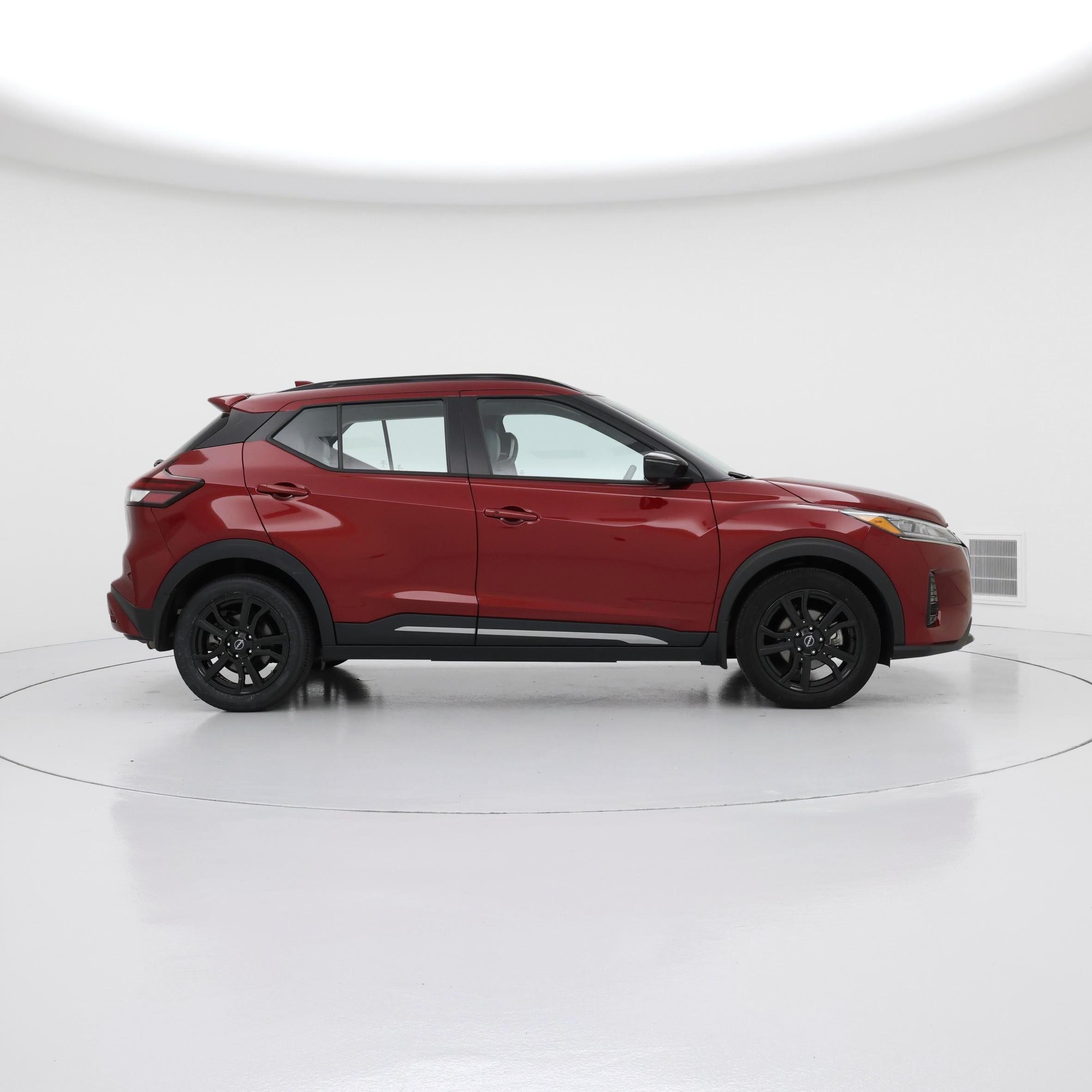 Thumbnail: 2023 Nissan Kicks - 7