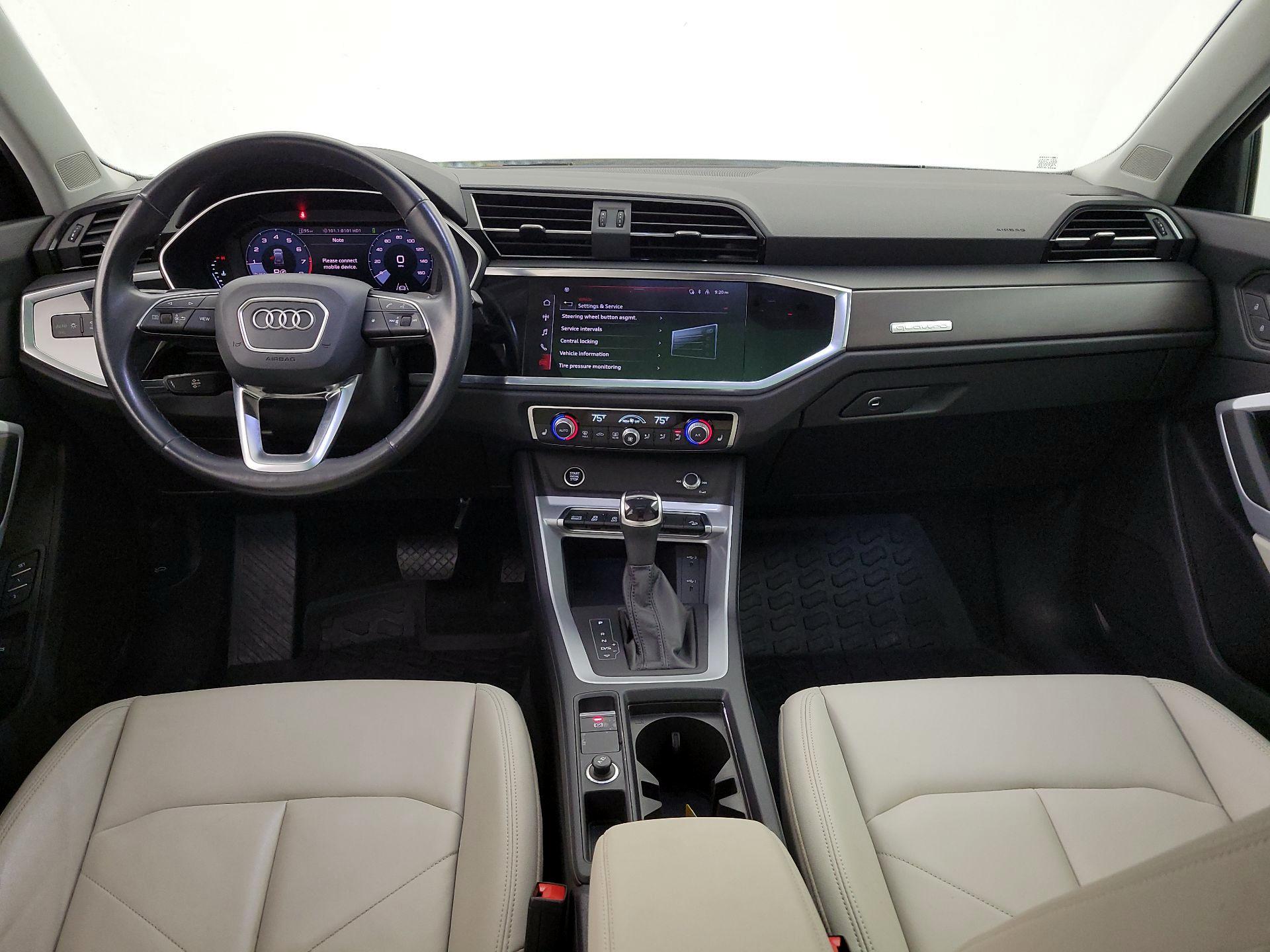 Thumbnail: 2023 Audi Q3 - 9