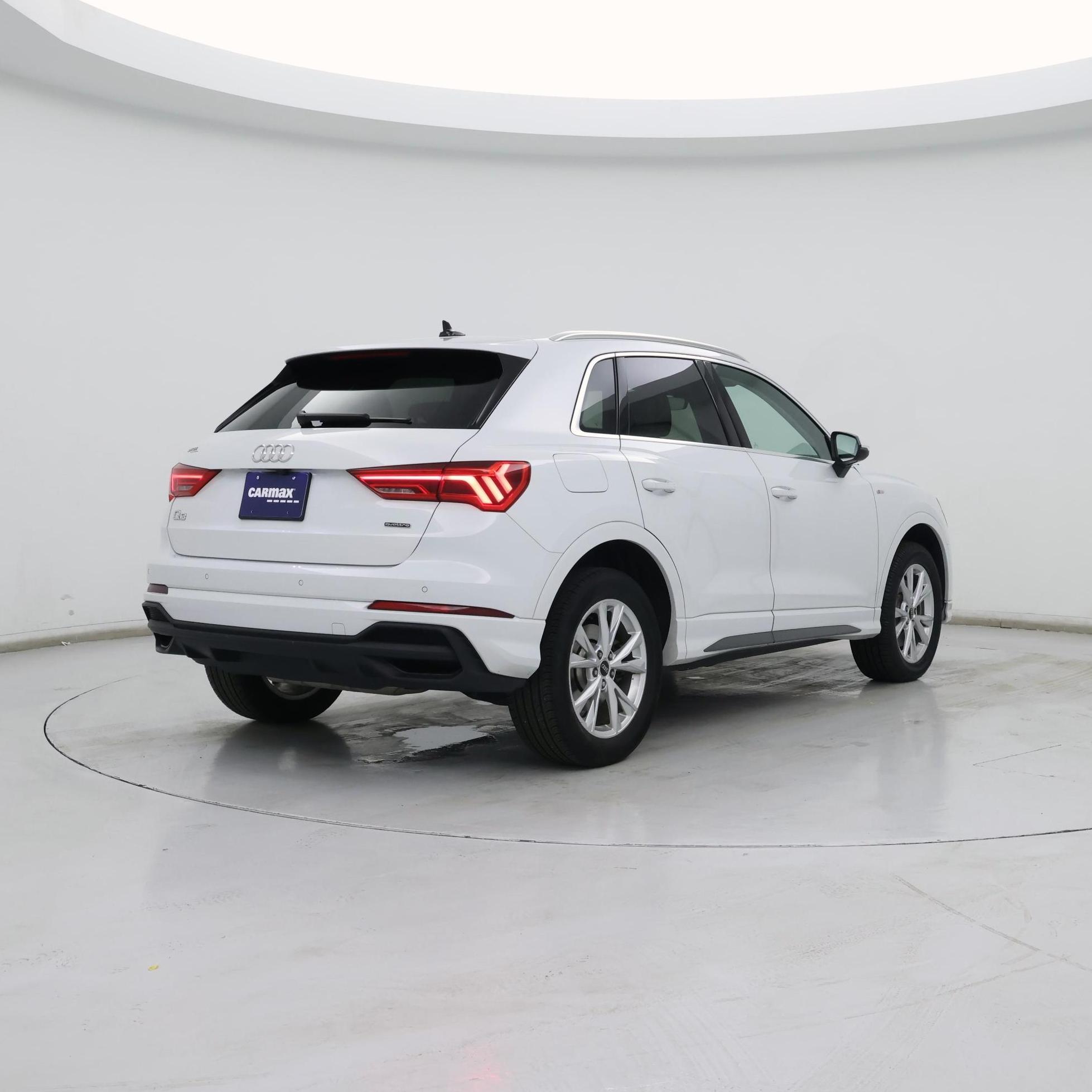 Thumbnail: 2023 Audi Q3 - 8