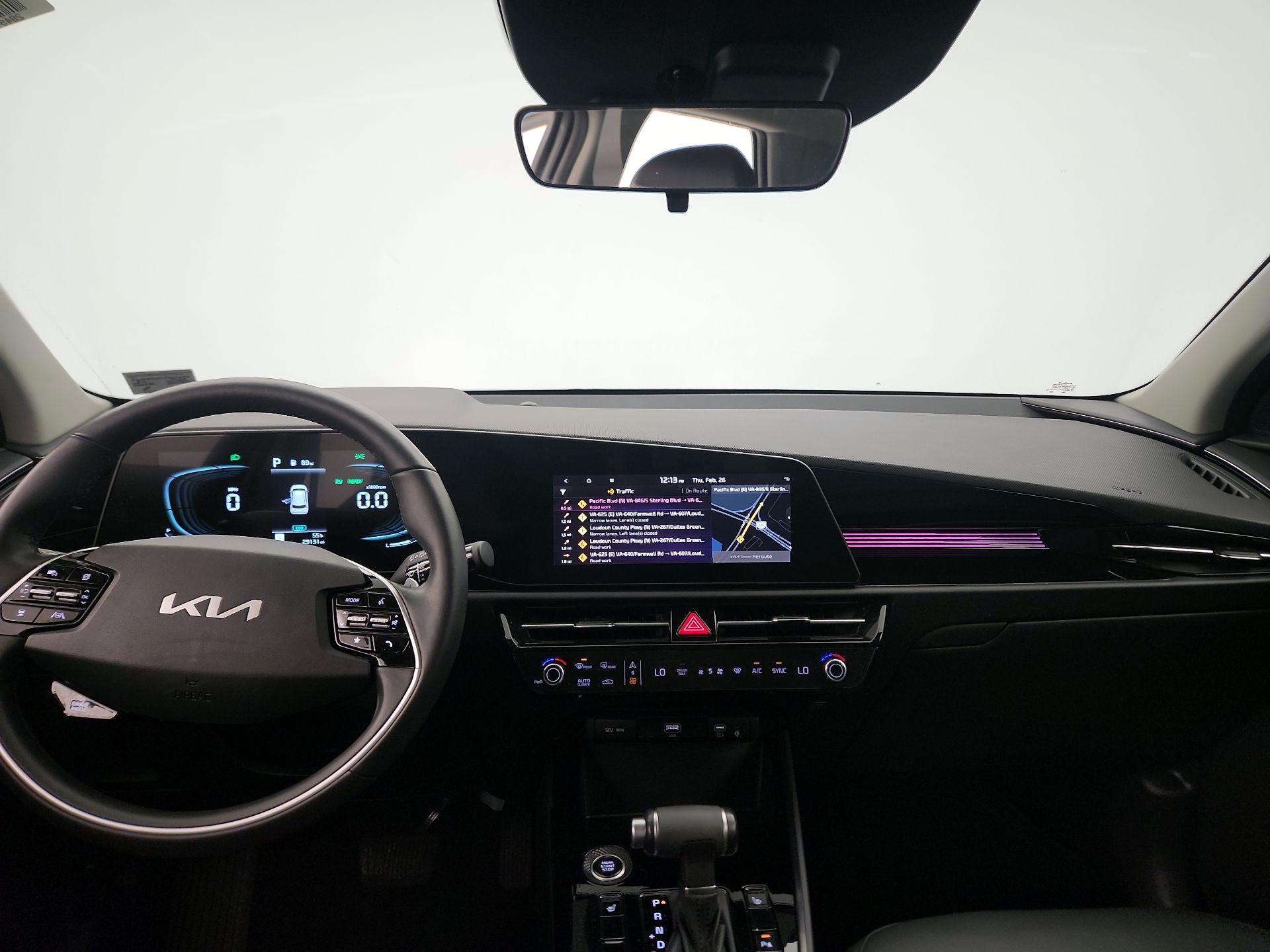 Thumbnail: 2023 Kia Niro - 9