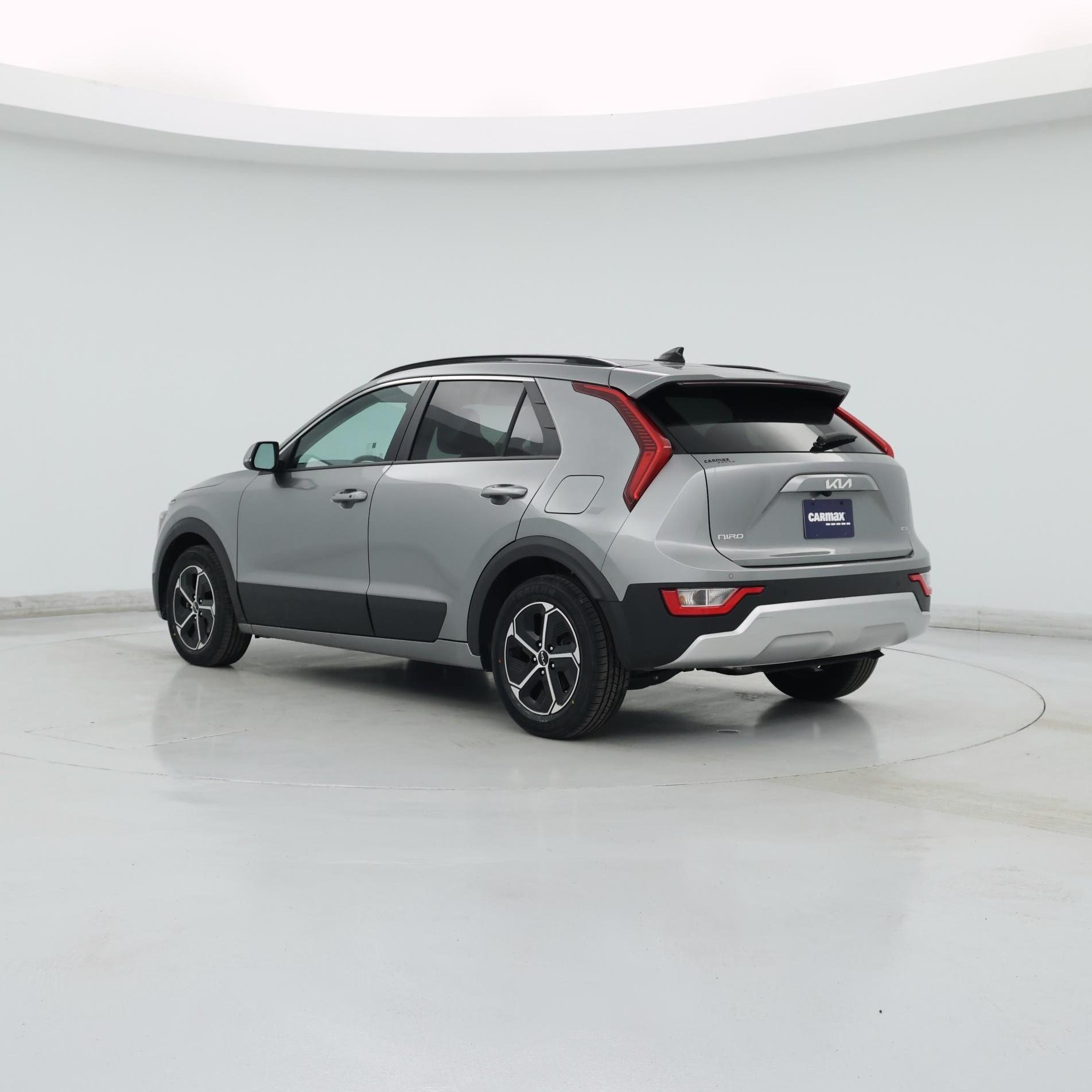 Thumbnail: 2023 Kia Niro - 2