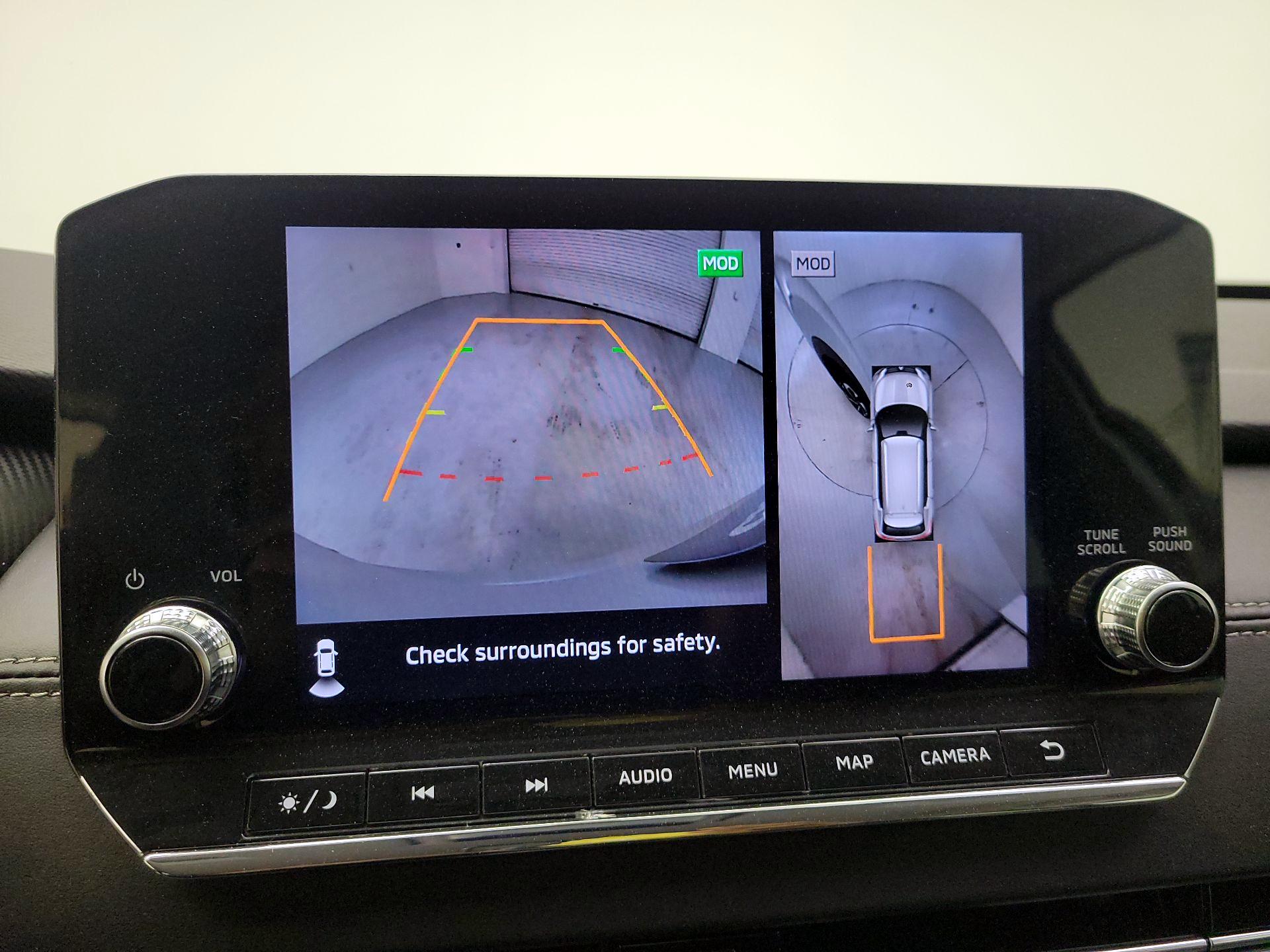 Thumbnail: 2024 Mitsubishi Outlander - 13