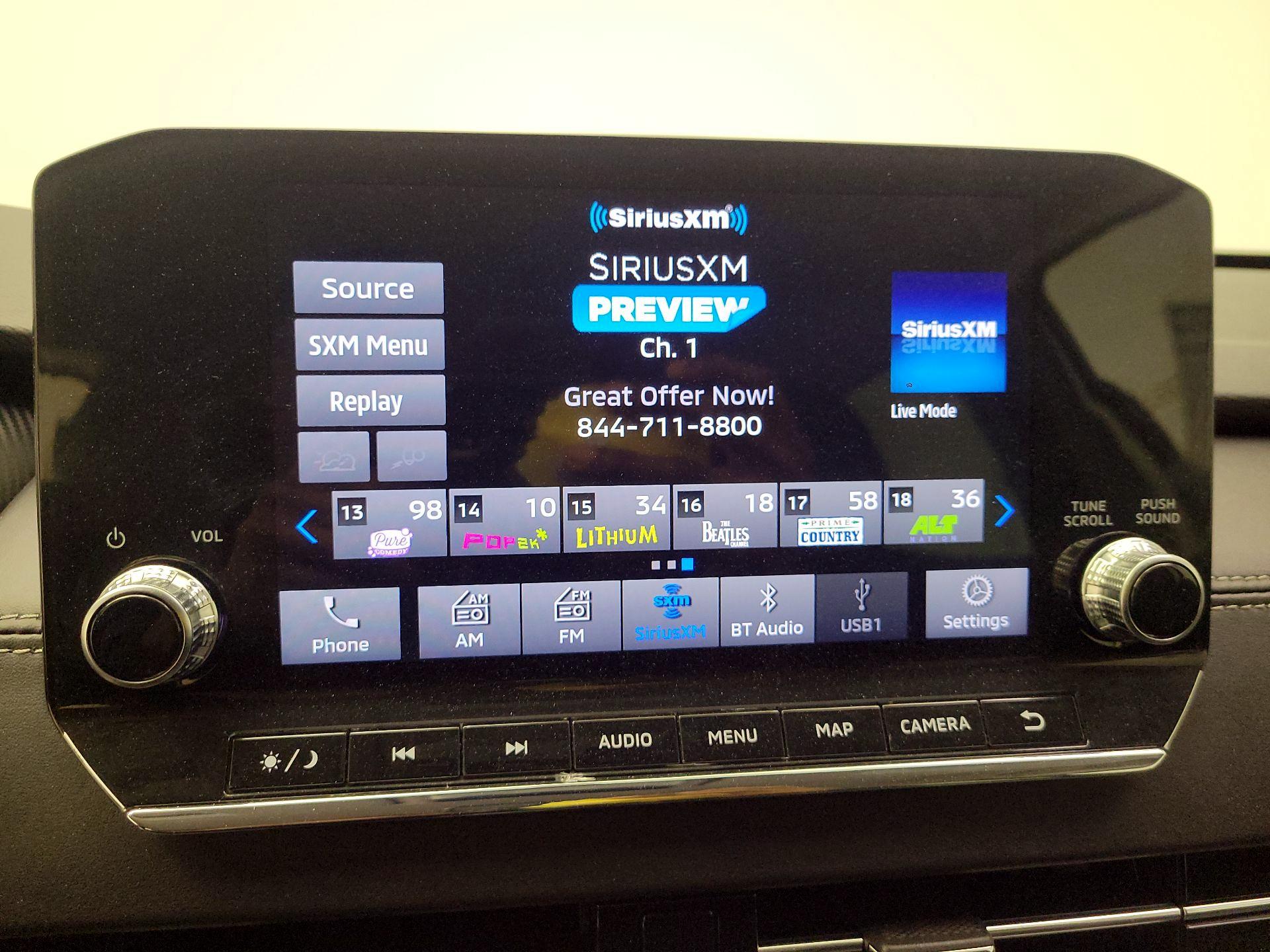 Thumbnail: 2024 Mitsubishi Outlander - 14