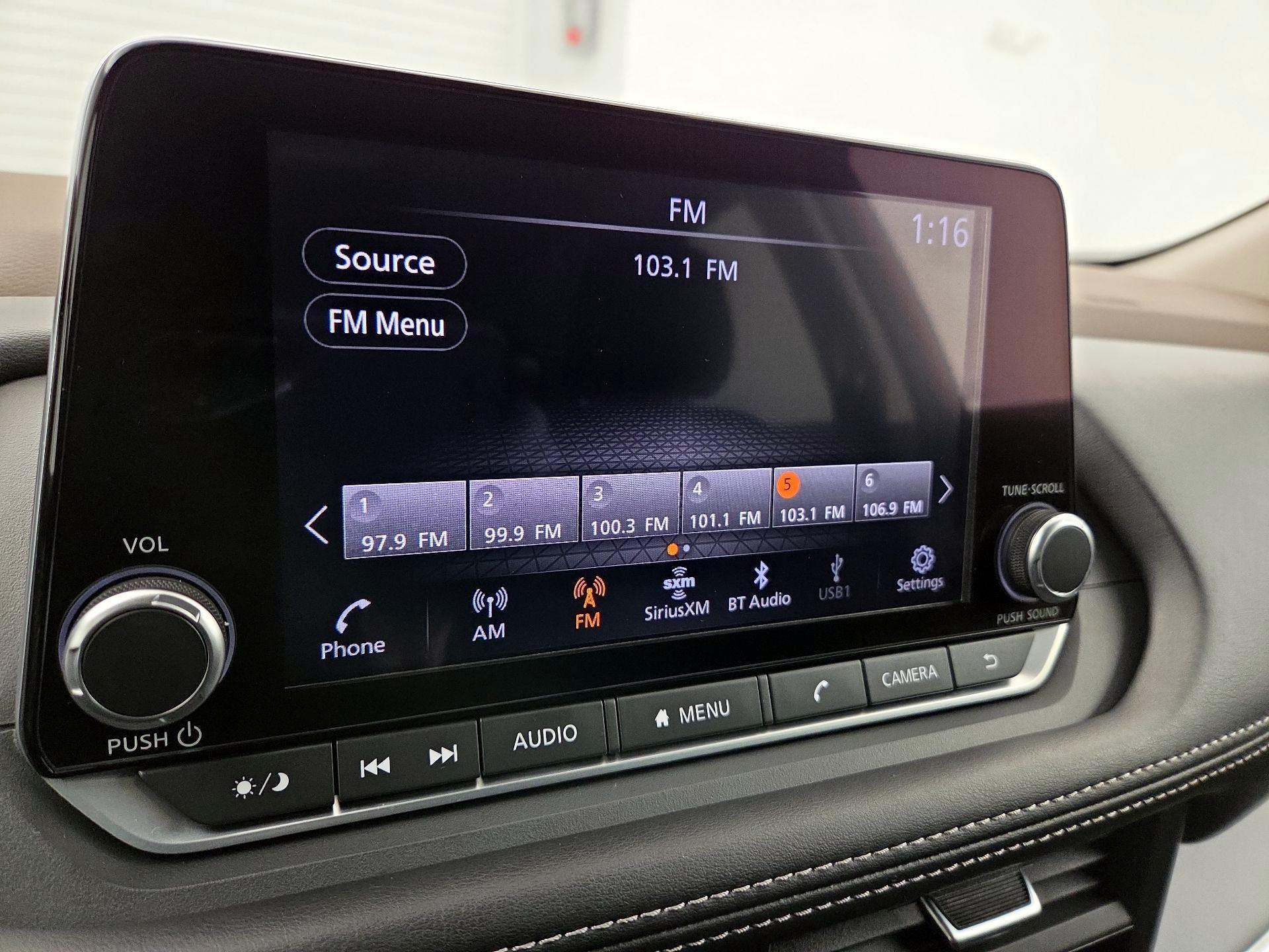 Thumbnail: 2023 Nissan Rogue - 15