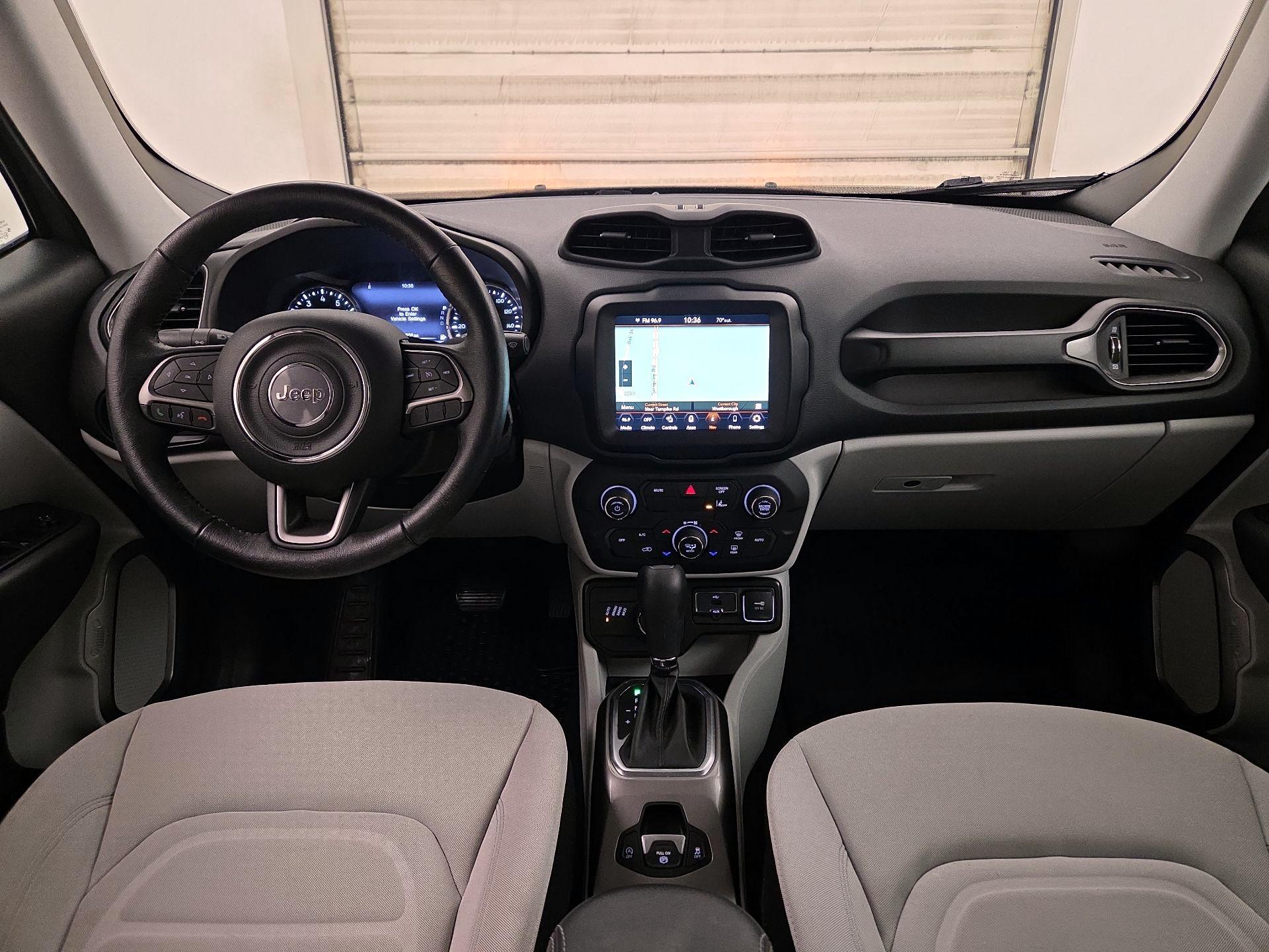 Thumbnail: 2022 Jeep Renegade - 9