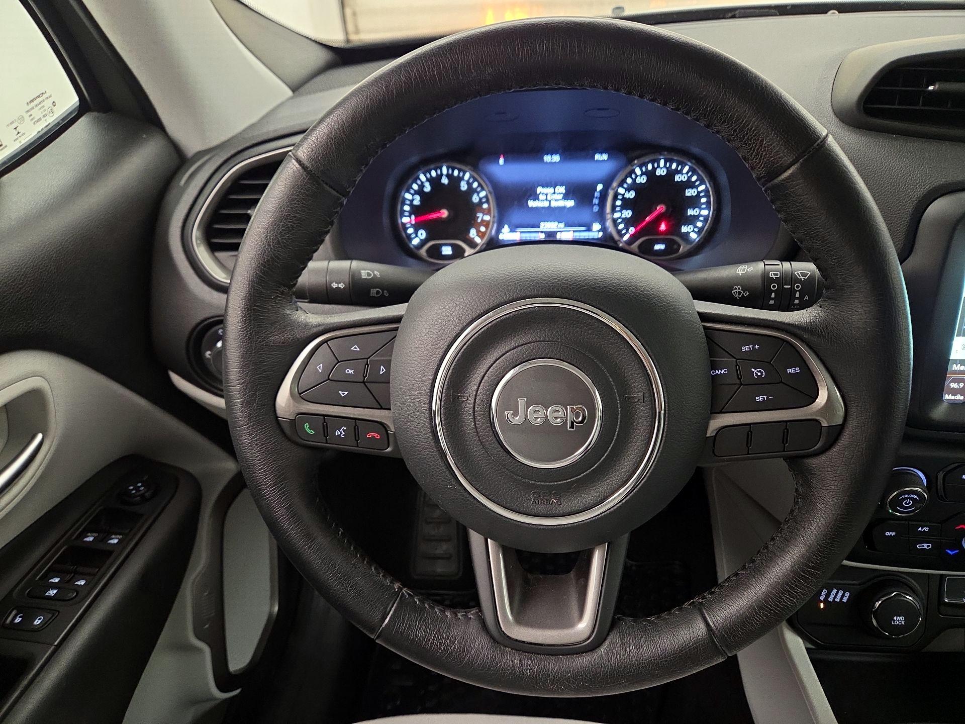 Thumbnail: 2022 Jeep Renegade - 10