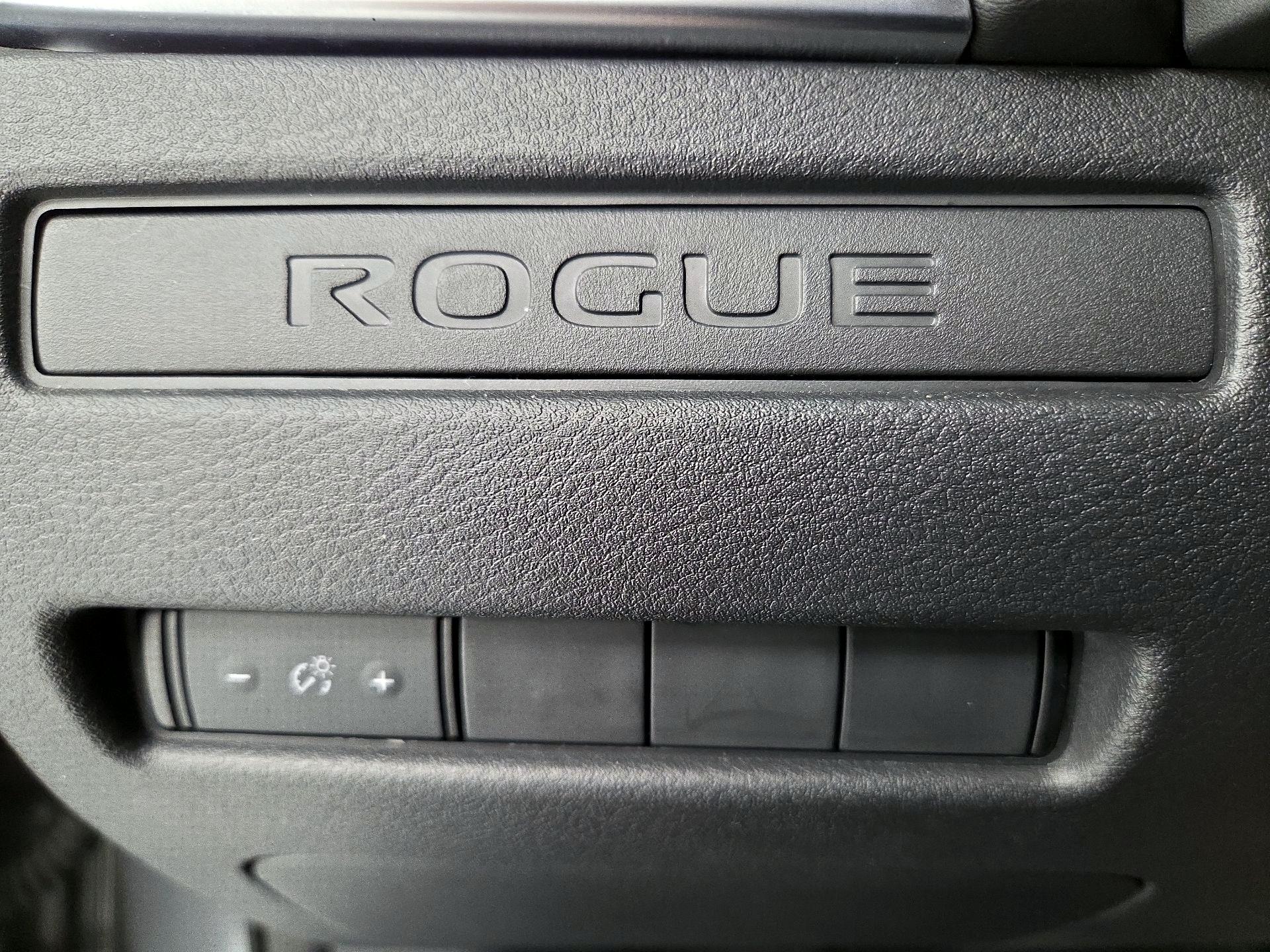 Thumbnail: 2023 Nissan Rogue - 13