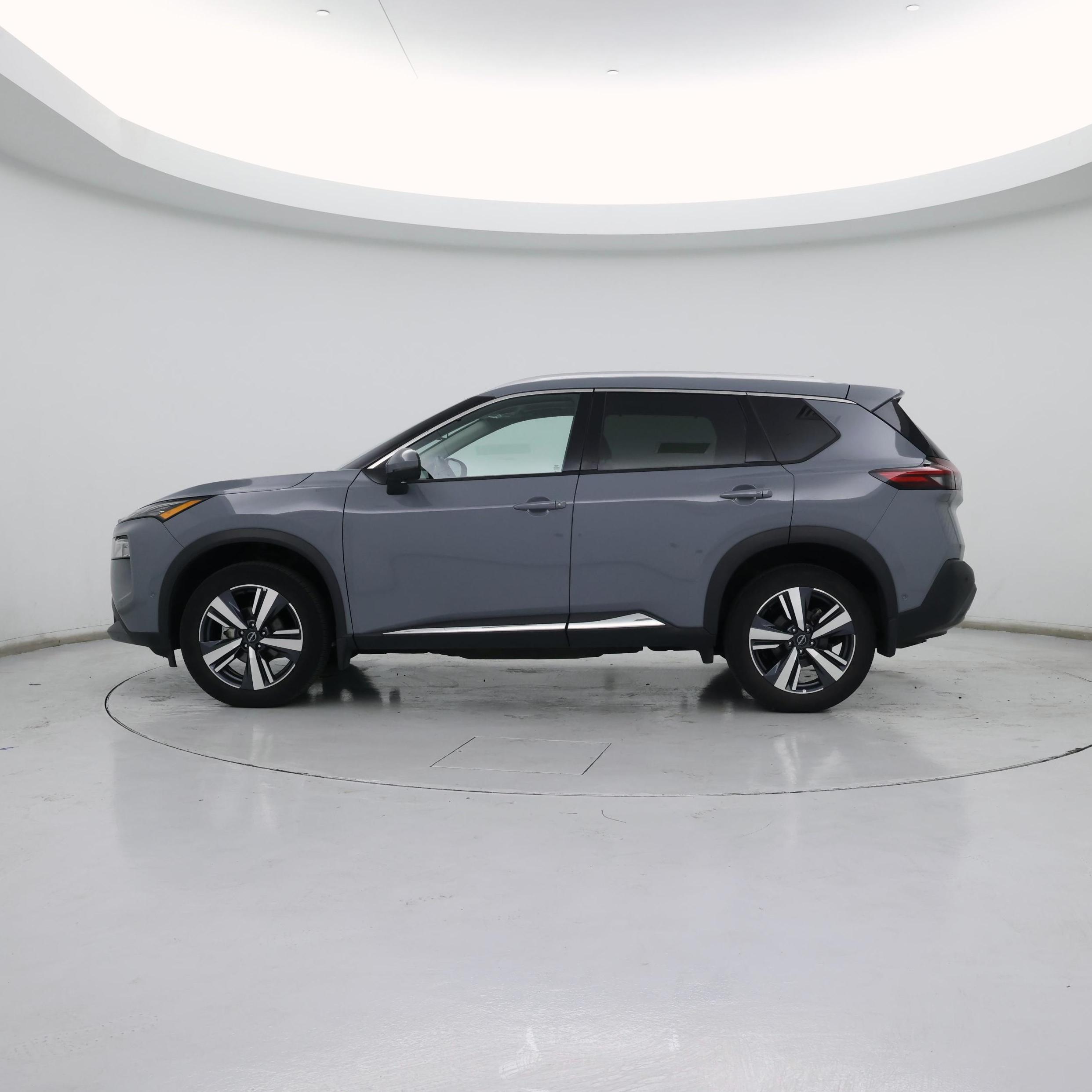 Thumbnail: 2023 Nissan Rogue - 3