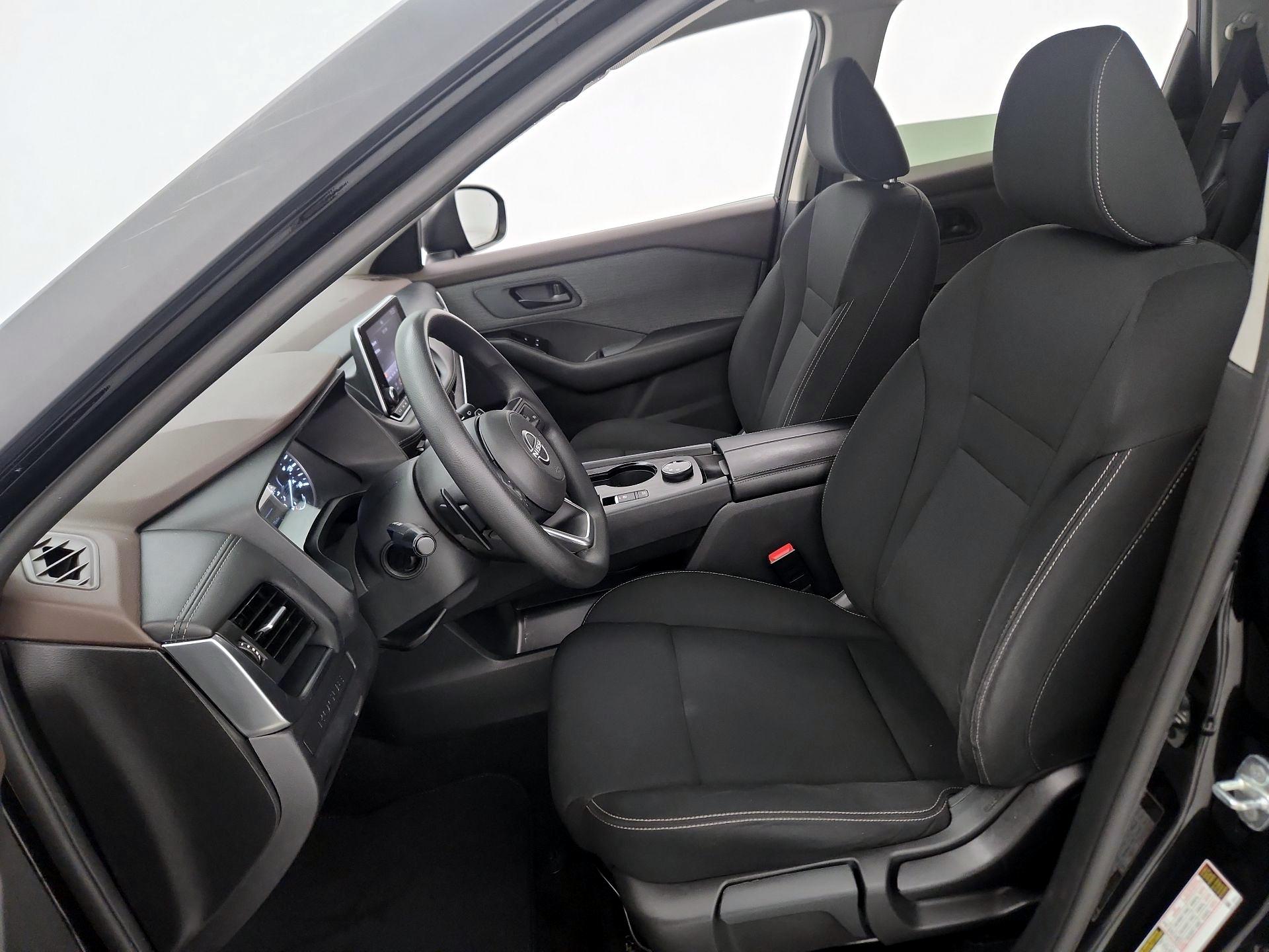 Thumbnail: 2023 Nissan Rogue - 11