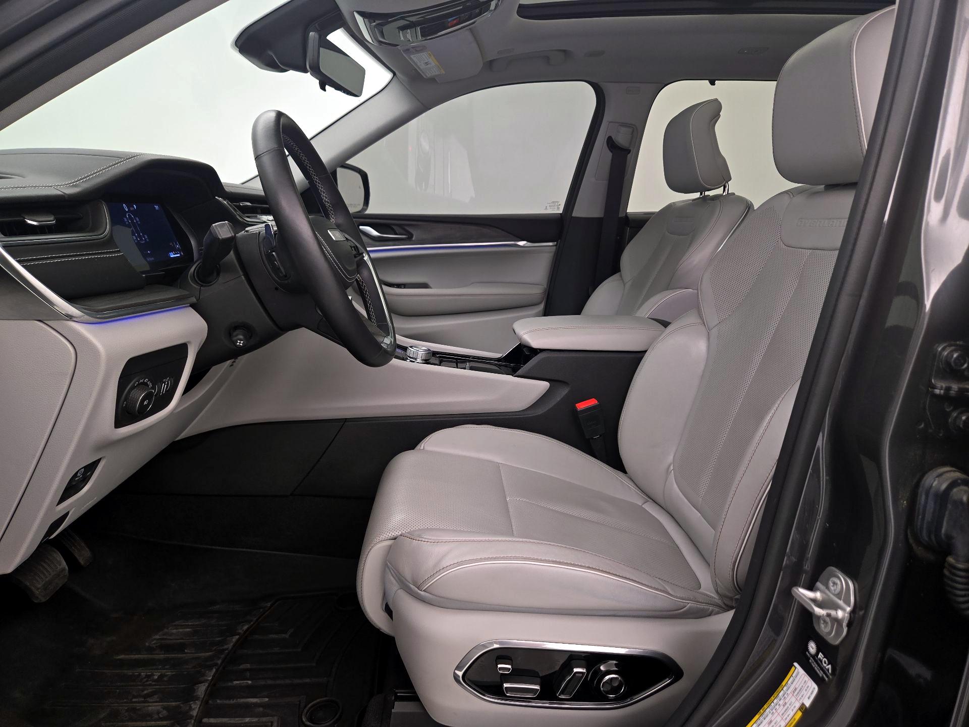 Thumbnail: 2021 Jeep Grand Cherokee L - 11