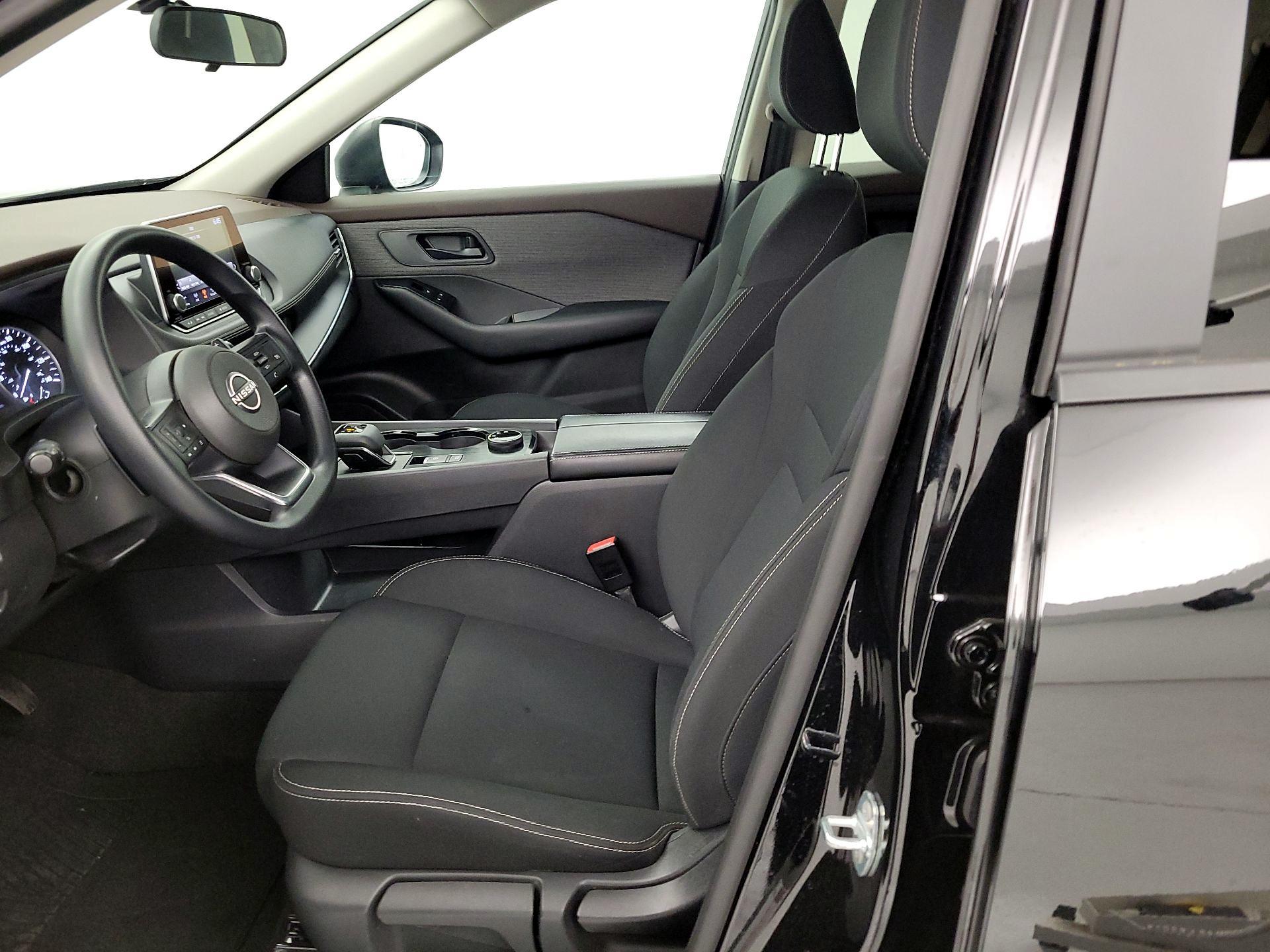 Thumbnail: 2023 Nissan Rogue - 11