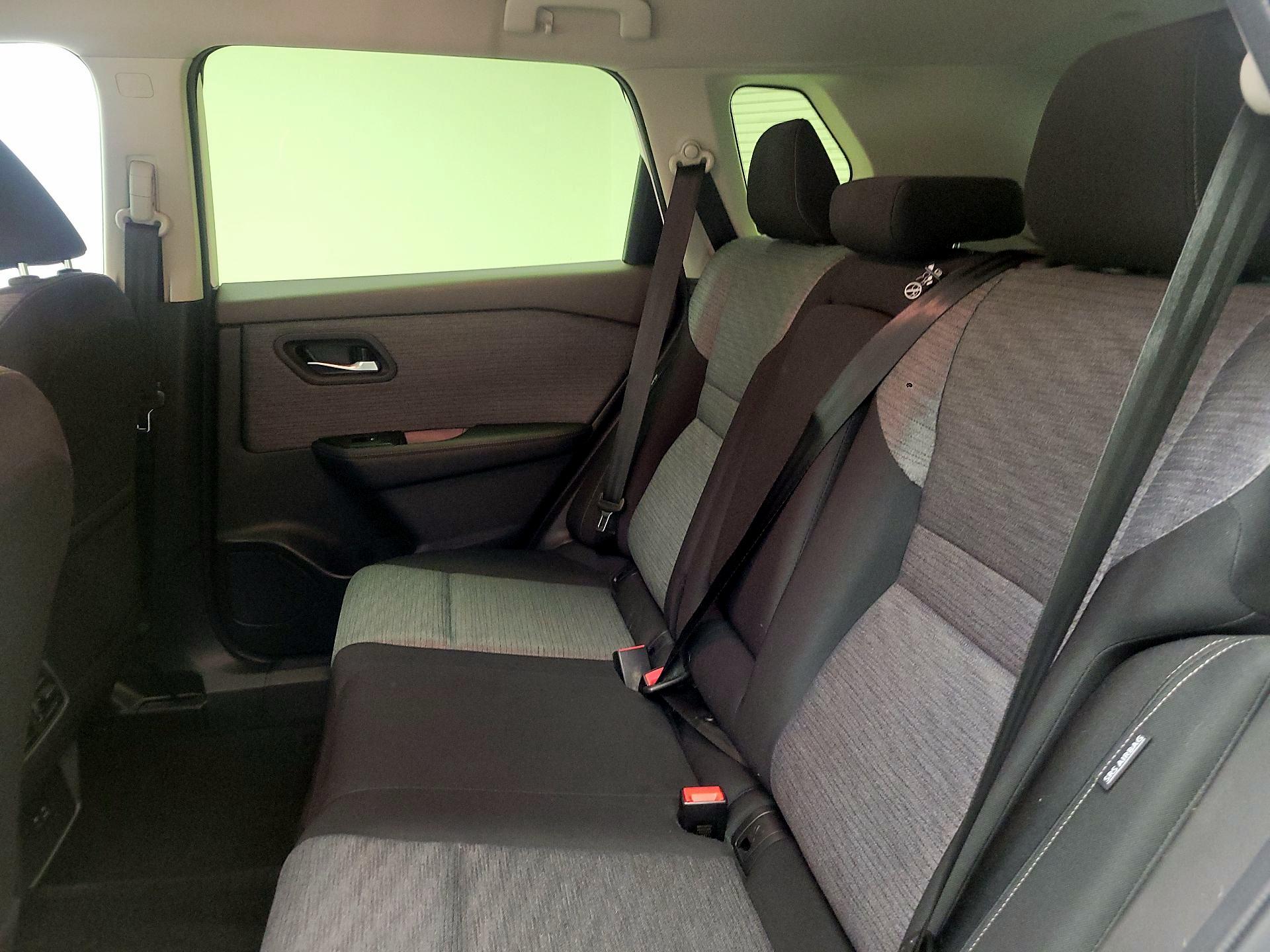 Thumbnail: 2023 Nissan Rogue - 17