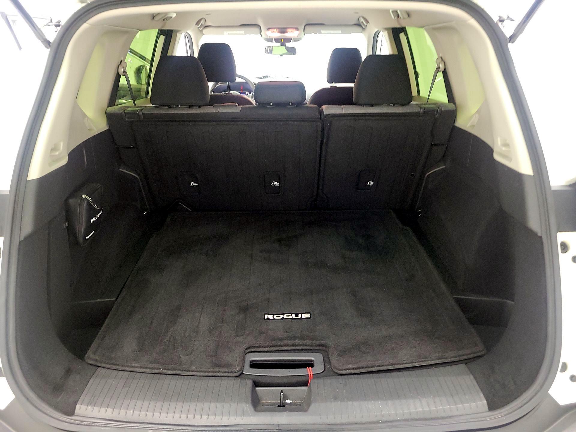 Thumbnail: 2023 Nissan Rogue - 18