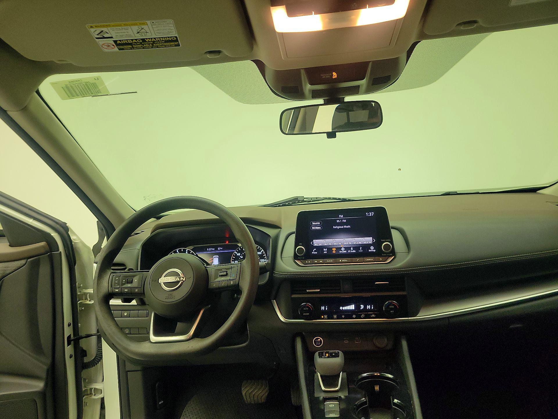 Thumbnail: 2023 Nissan Rogue - 8