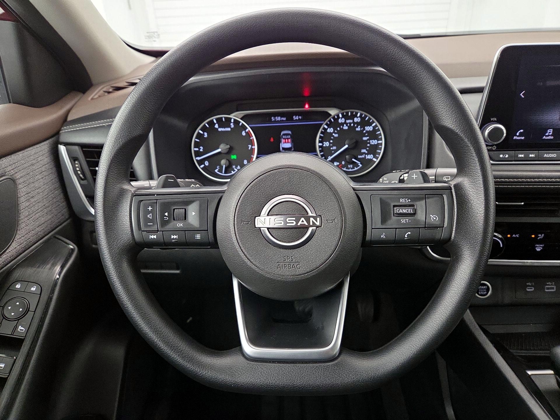 Thumbnail: 2023 Nissan Rogue - 10