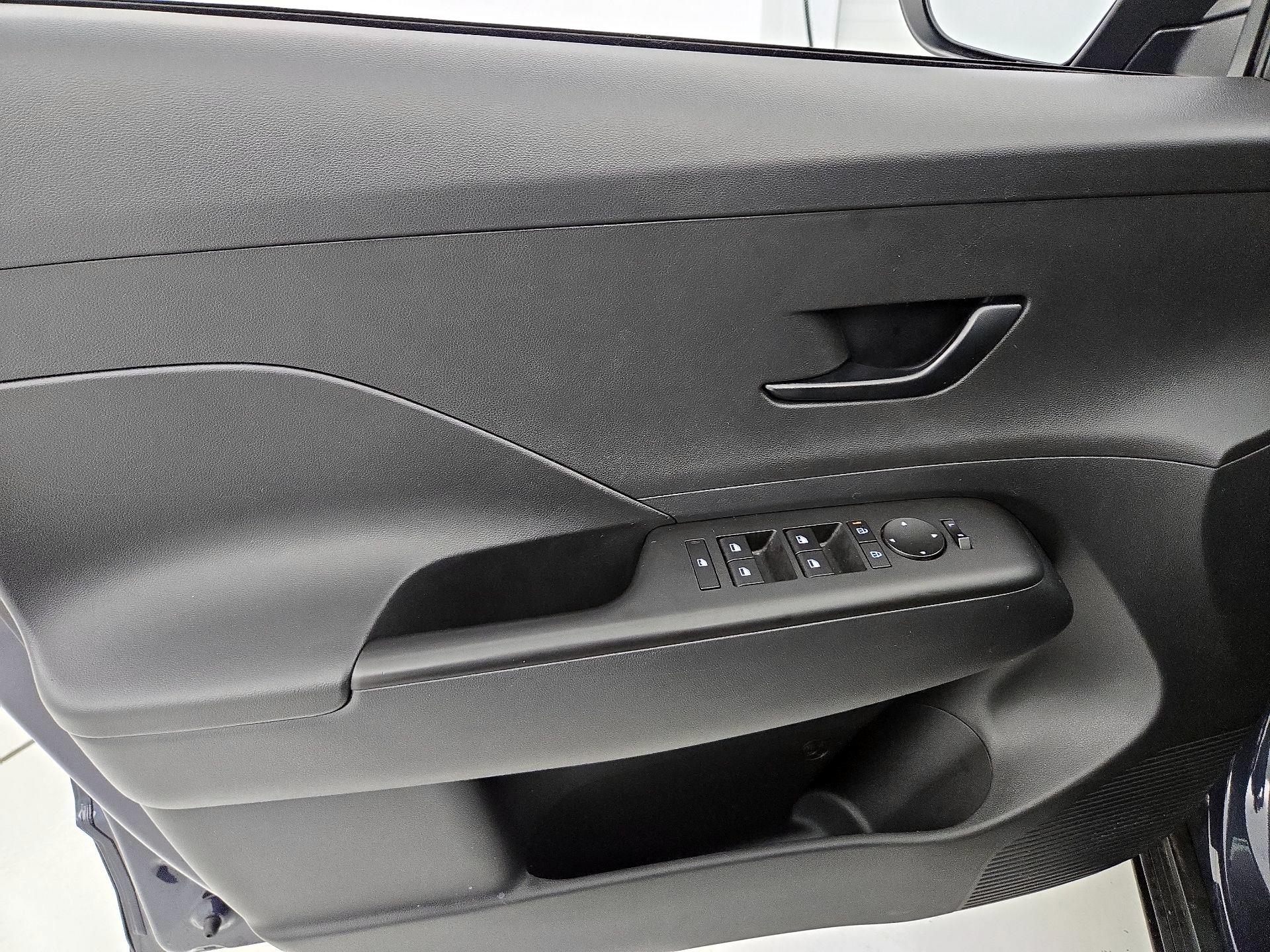 Thumbnail: 2025 Hyundai Kona - 12