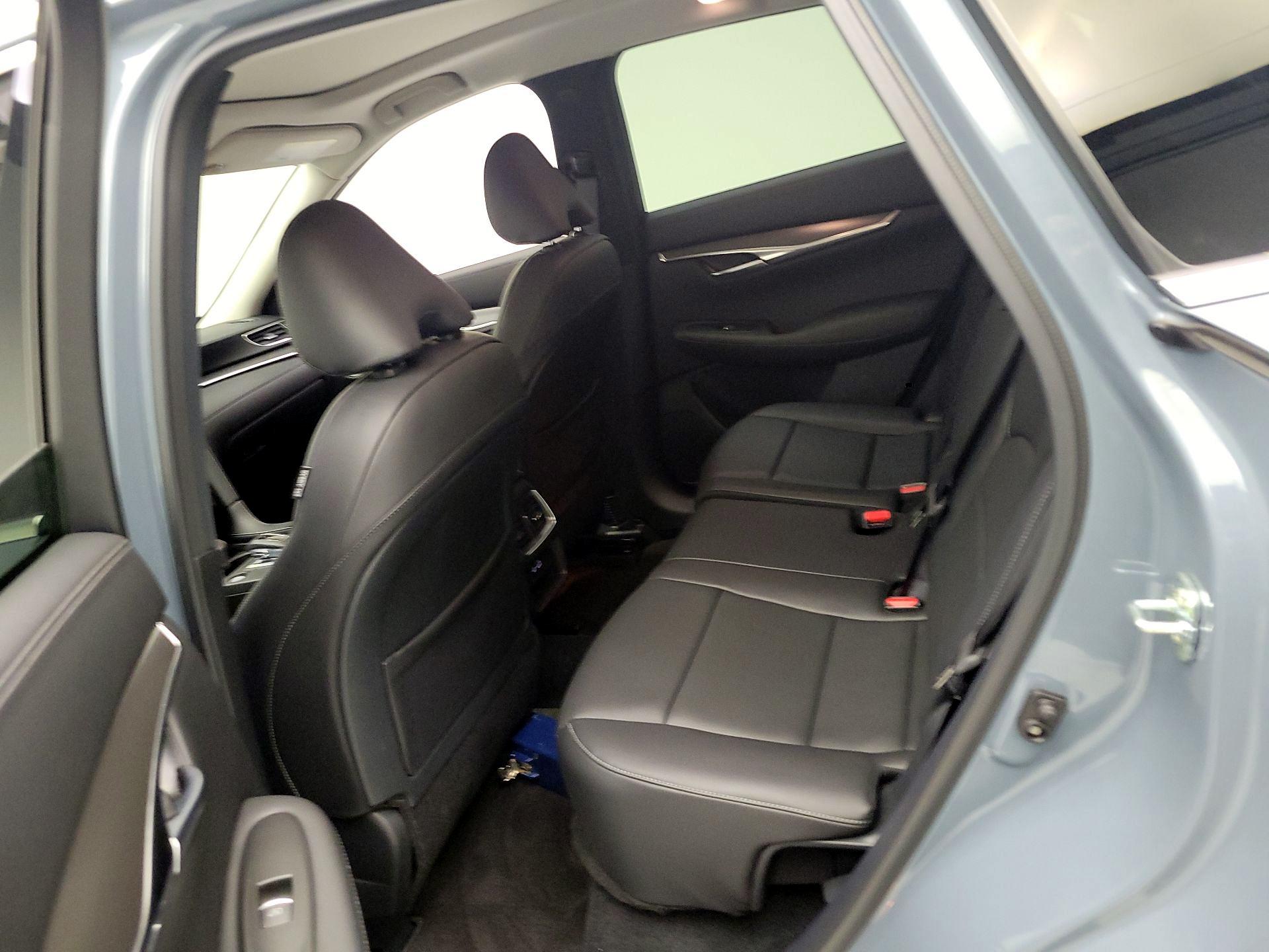 Thumbnail: 2024 INFINITI QX50 - 17