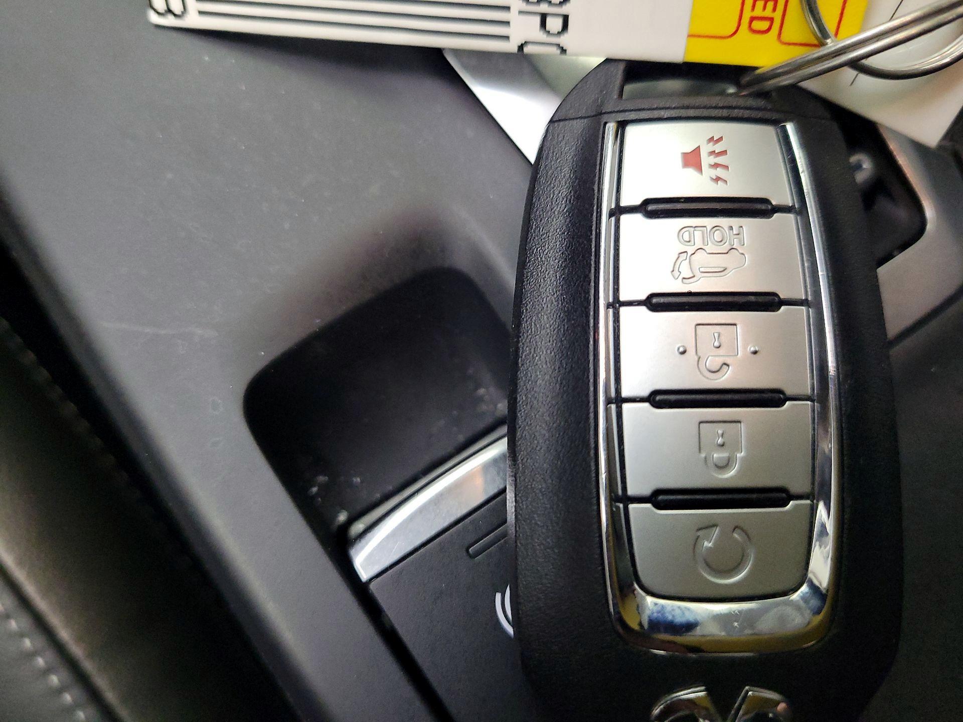 Thumbnail: 2024 INFINITI QX50 - 20