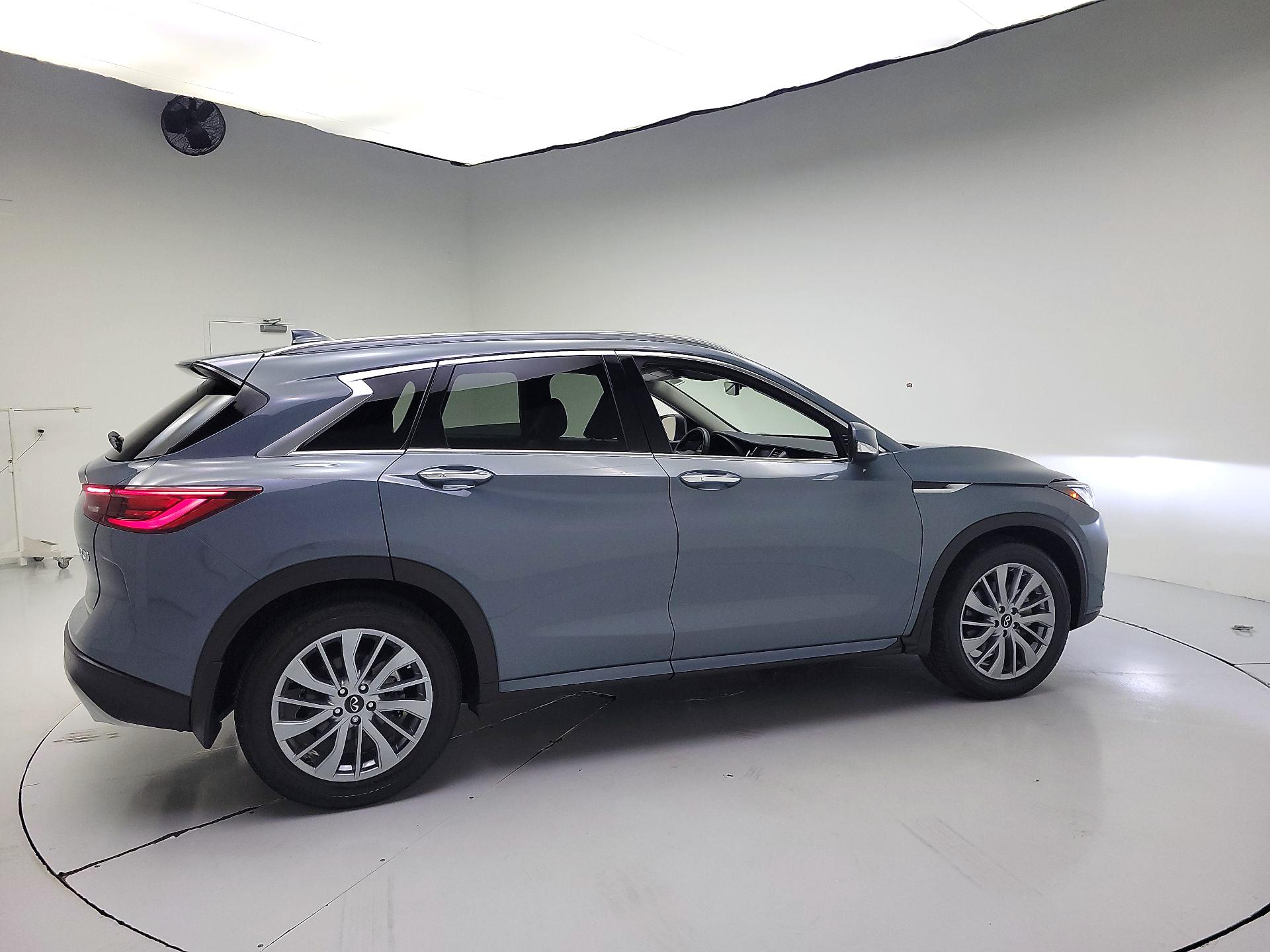 Thumbnail: 2024 INFINITI QX50 - 4