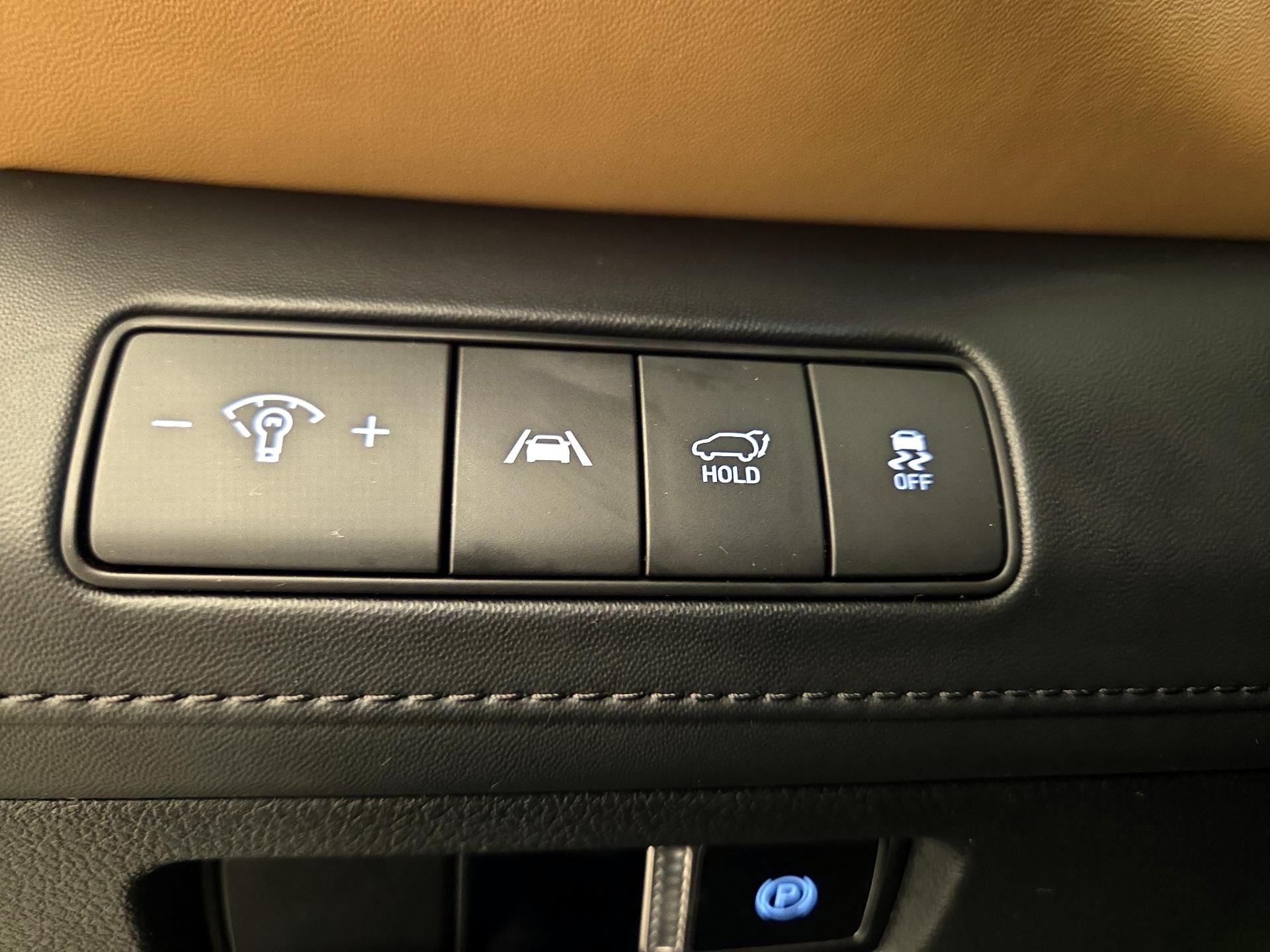 Thumbnail: 2023 Hyundai Santa Fe - 13