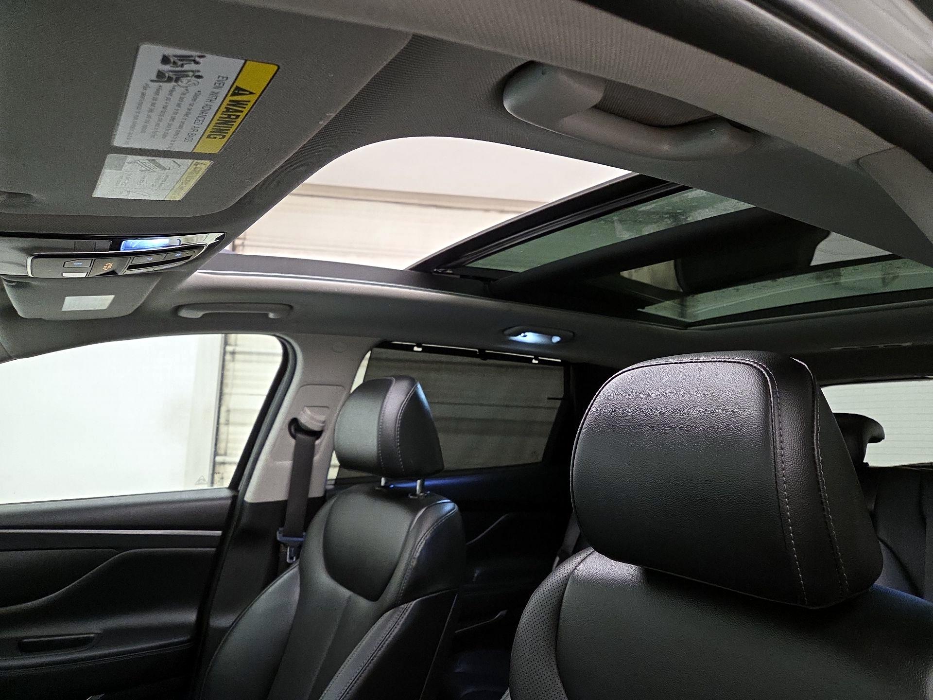 Thumbnail: 2023 Hyundai Santa Fe - 19