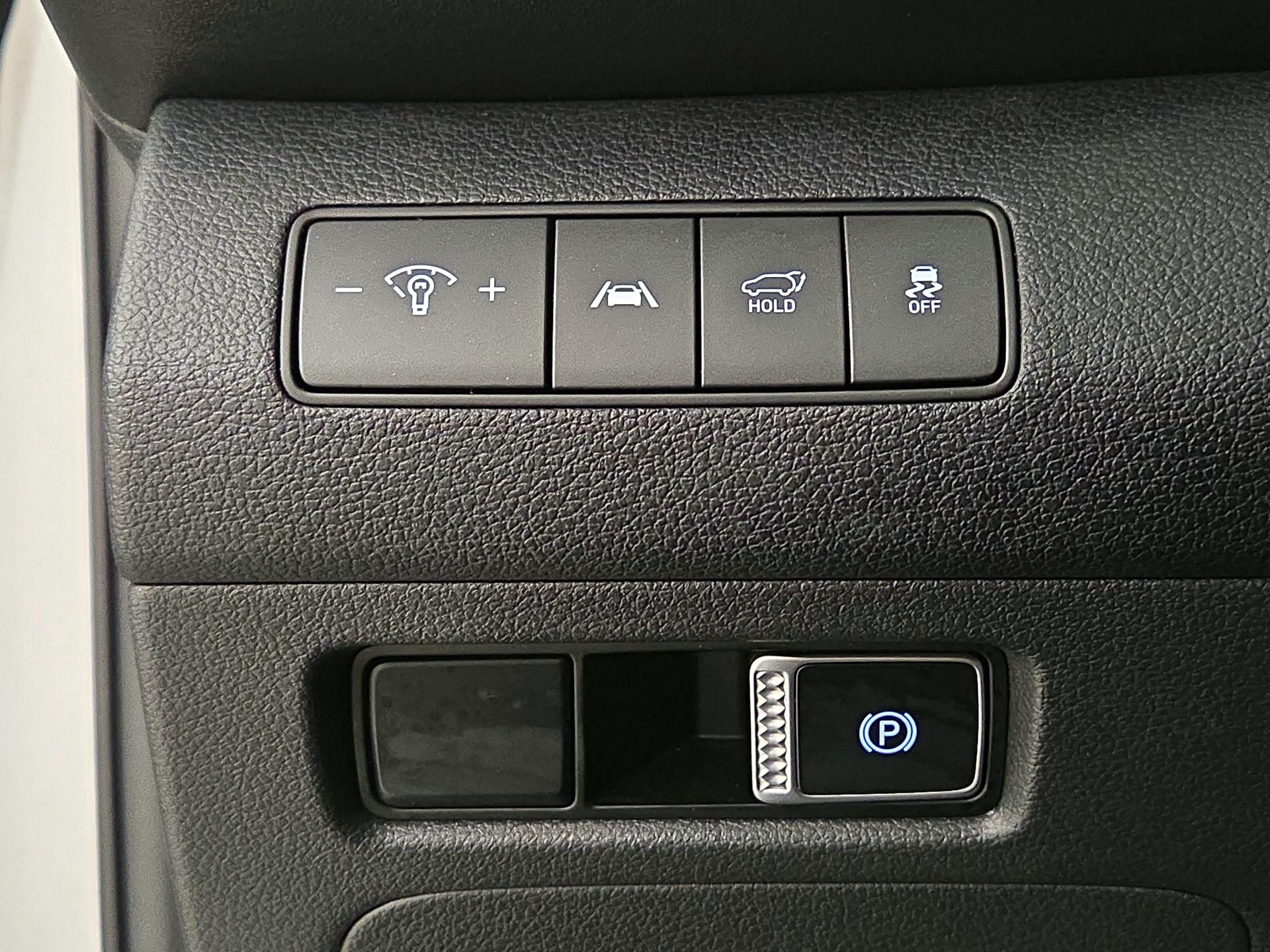 Thumbnail: 2023 Hyundai Santa Fe - 13