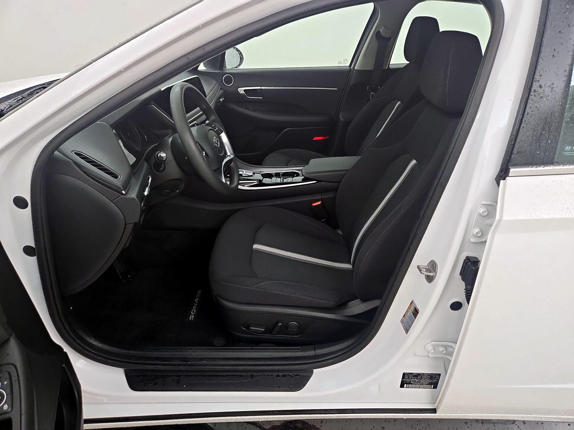 Thumbnail: 2023 Hyundai Sonata - 11