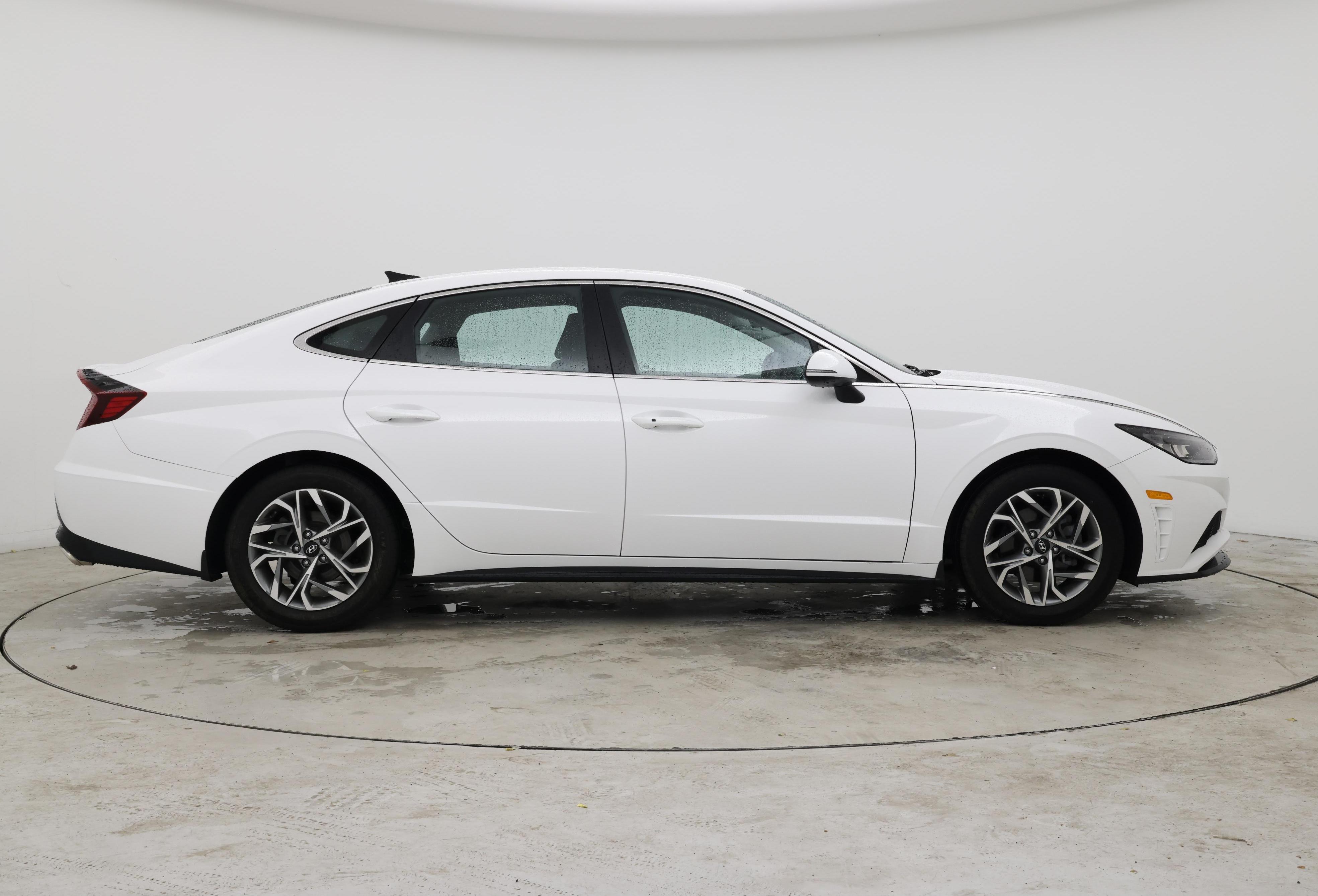 Thumbnail: 2023 Hyundai Sonata - 7