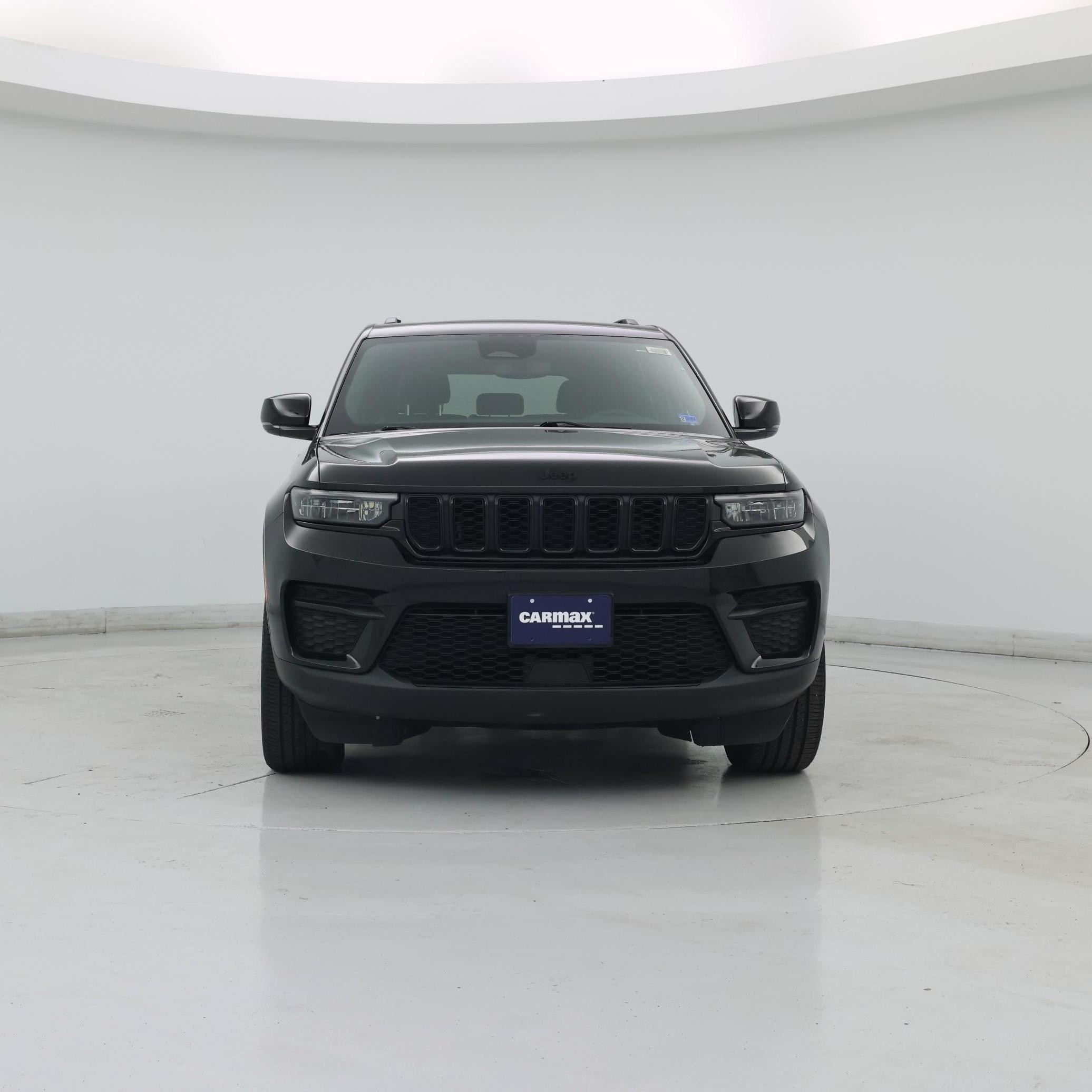 Thumbnail: 2023 Jeep Grand Cherokee - 5