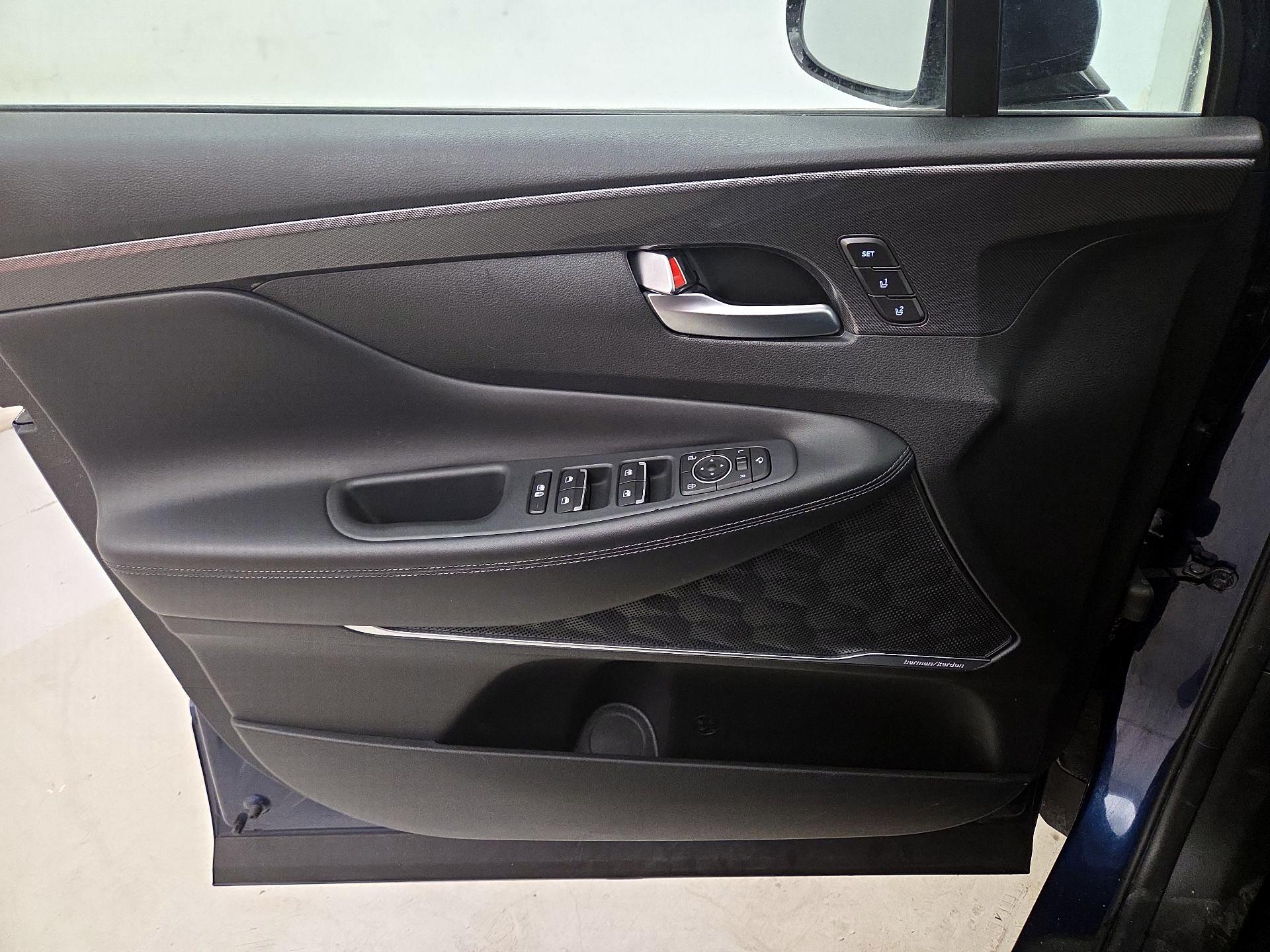 Thumbnail: 2023 Hyundai Santa Fe - 12