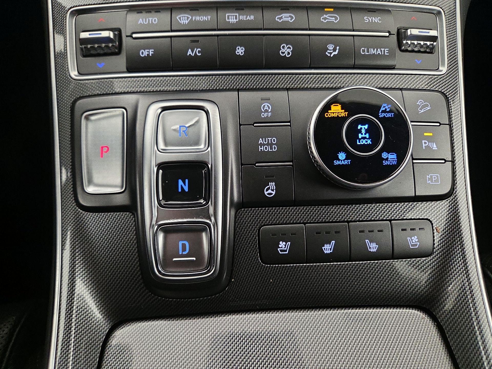 Thumbnail: 2023 Hyundai Santa Fe - 18