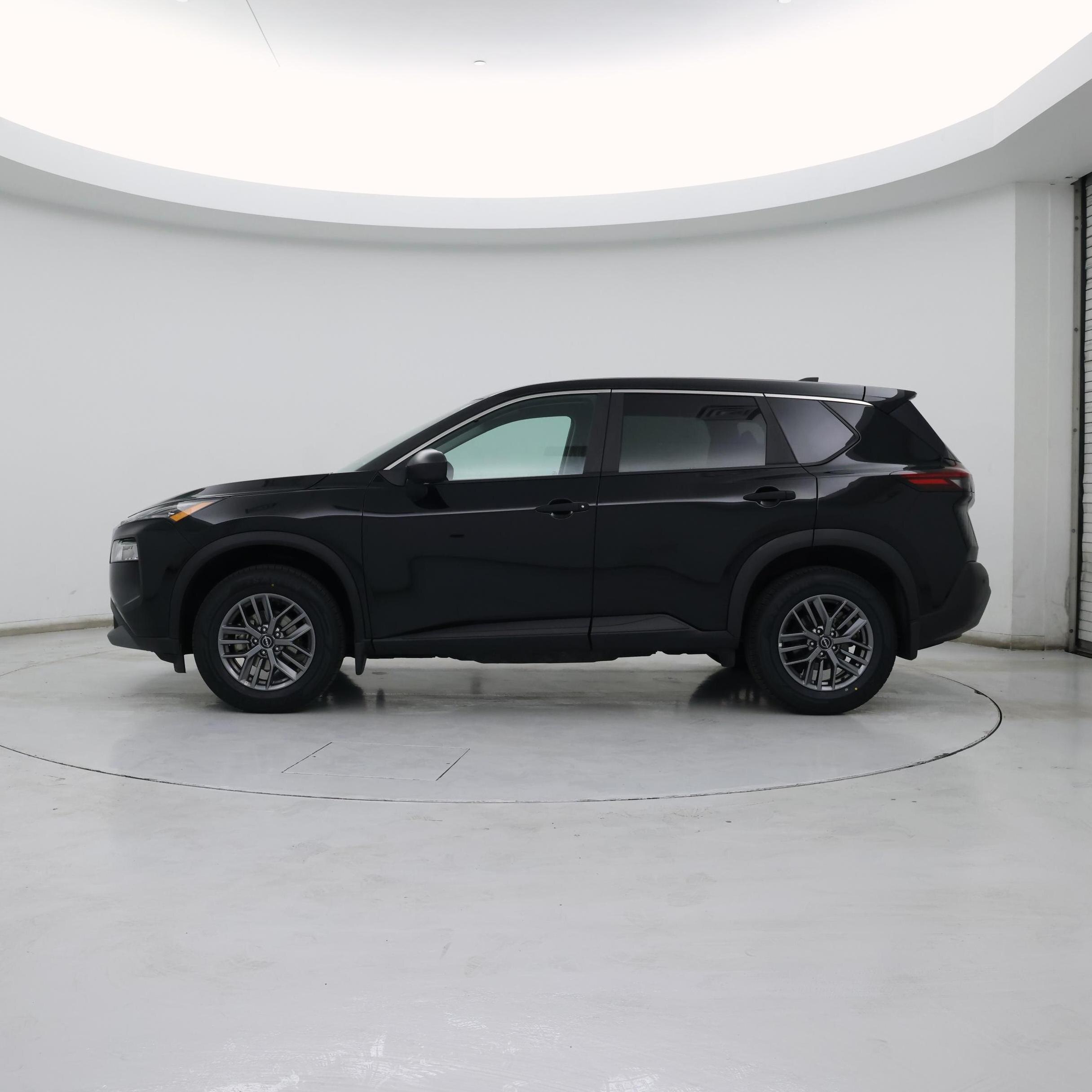 Thumbnail: 2023 Nissan Rogue - 3