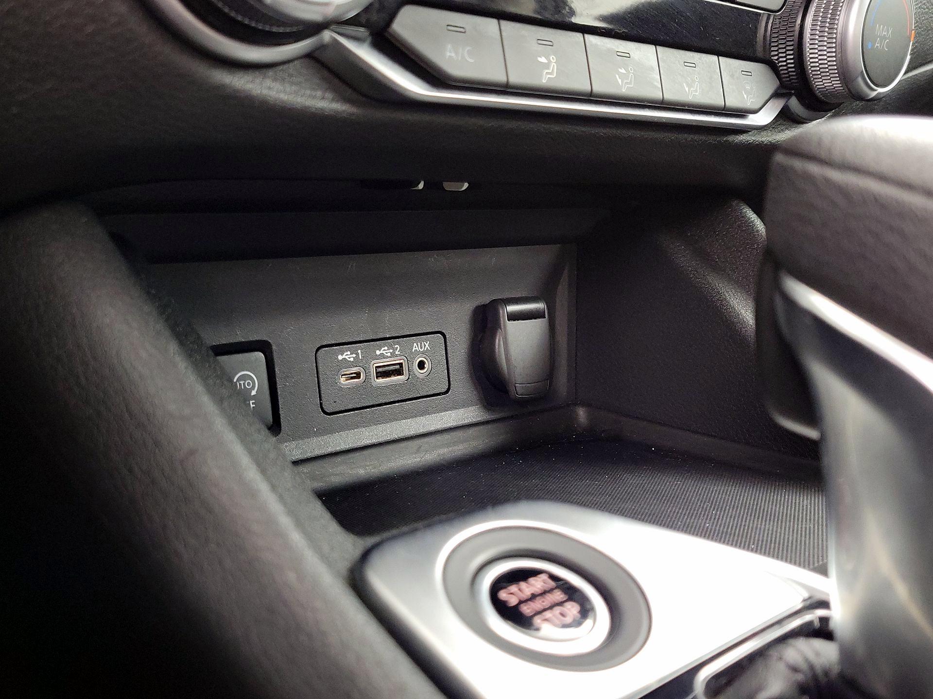 Thumbnail: 2024 Nissan Sentra - 18