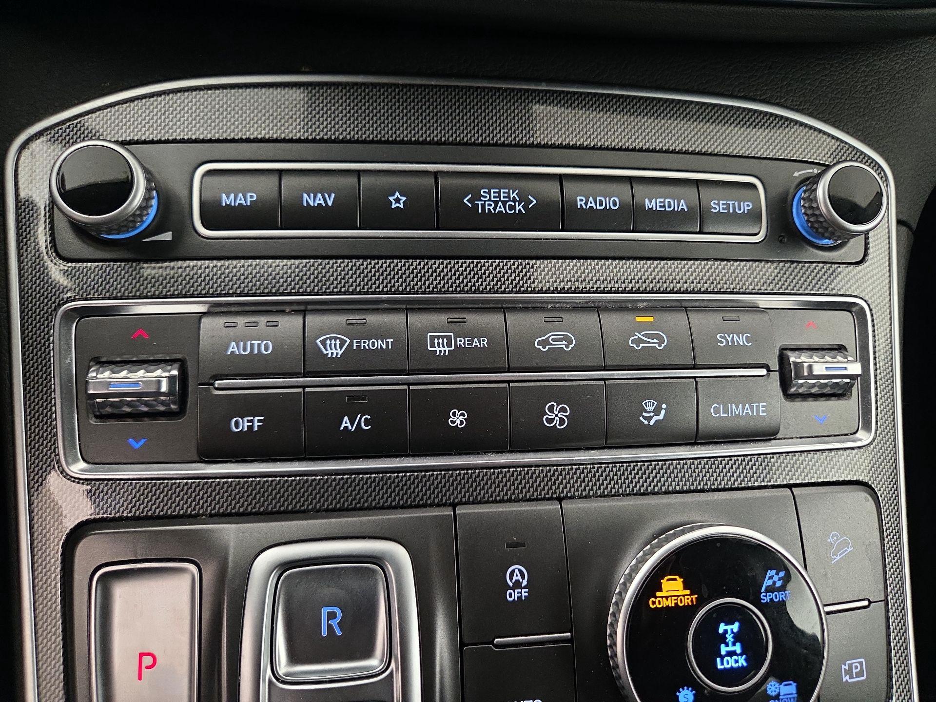 Thumbnail: 2023 Hyundai Santa Fe - 17