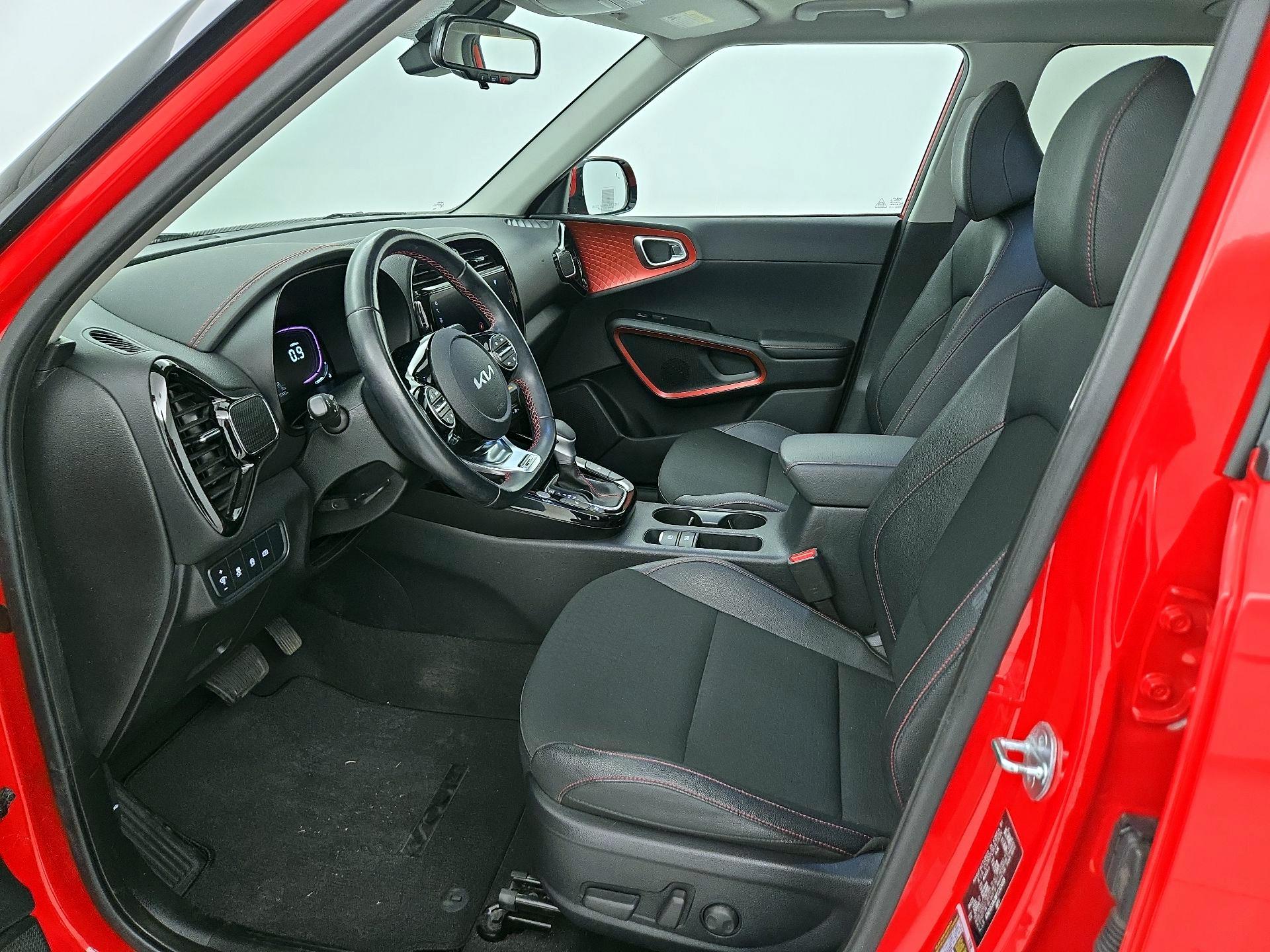 Thumbnail: 2023 Kia Soul - 11