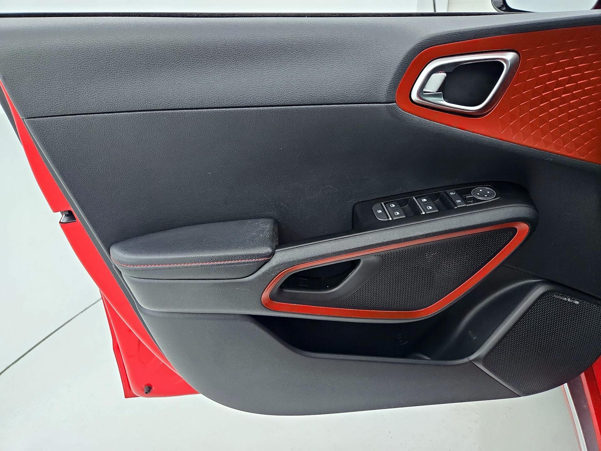 Thumbnail: 2023 Kia Soul - 12