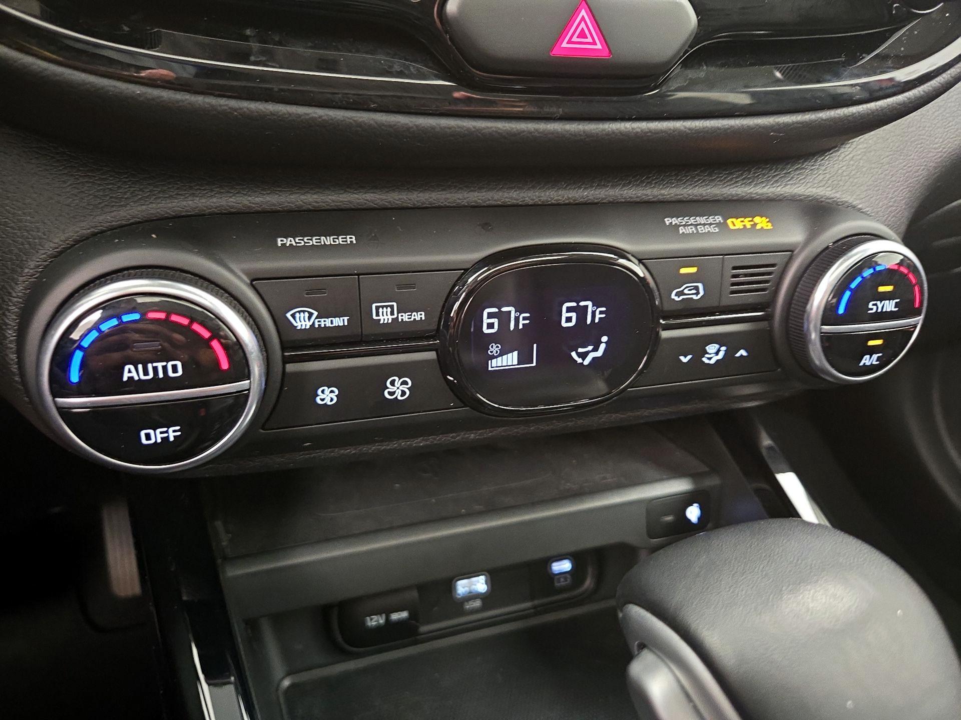 Thumbnail: 2023 Kia Soul - 17